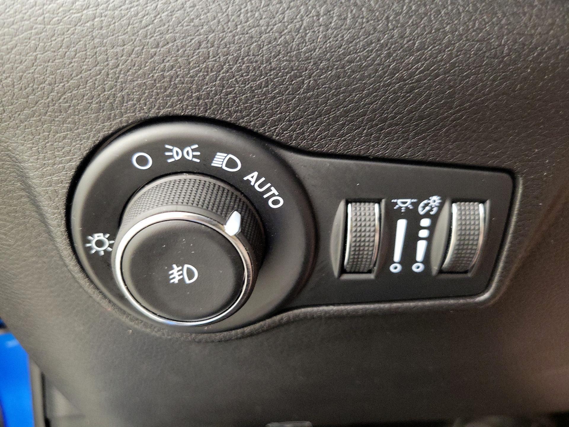 Thumbnail: 2025 Jeep Compass - 13