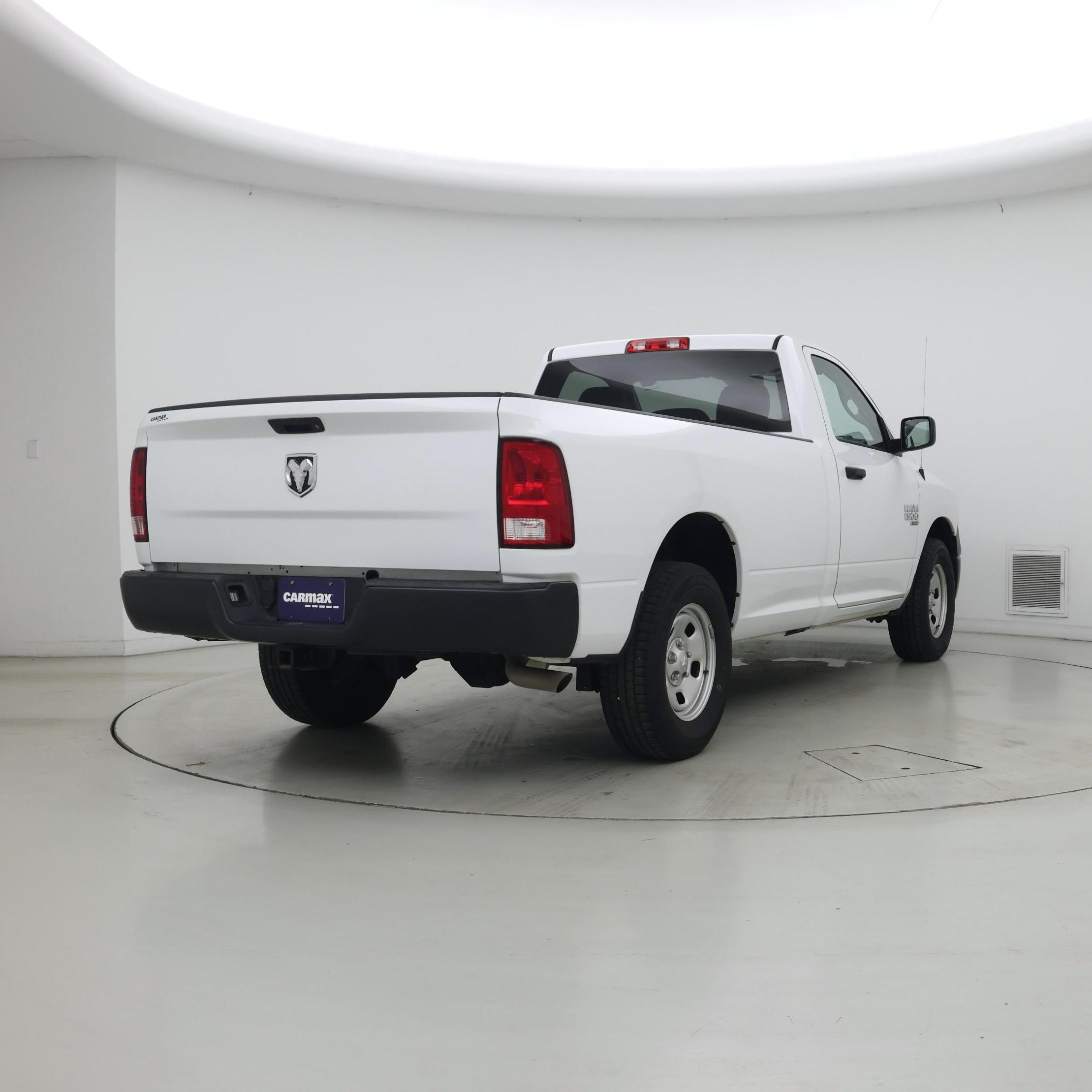 Thumbnail: 2023 RAM 1500 Classic - 8