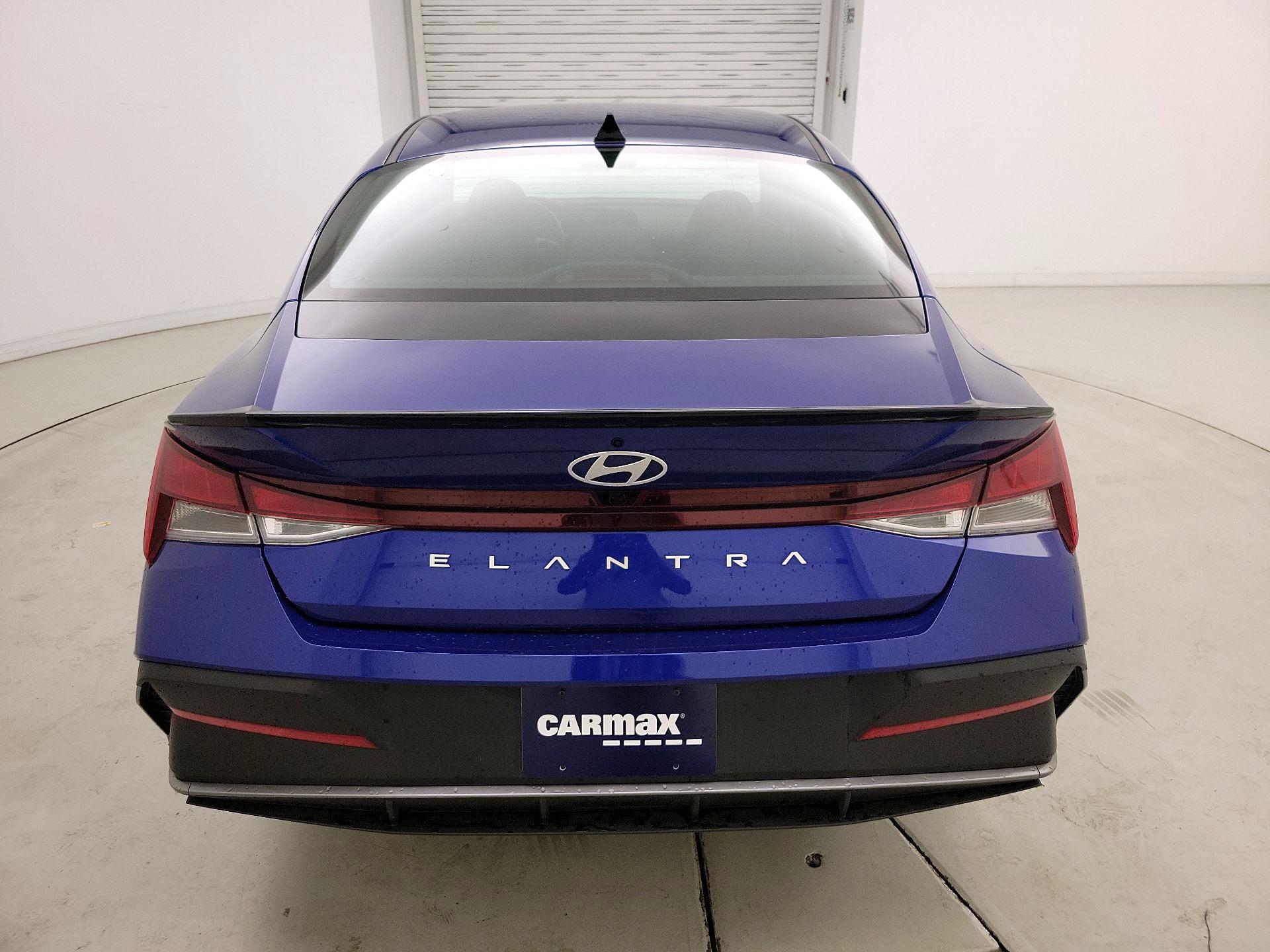 Thumbnail: 2025 Hyundai Elantra - 20