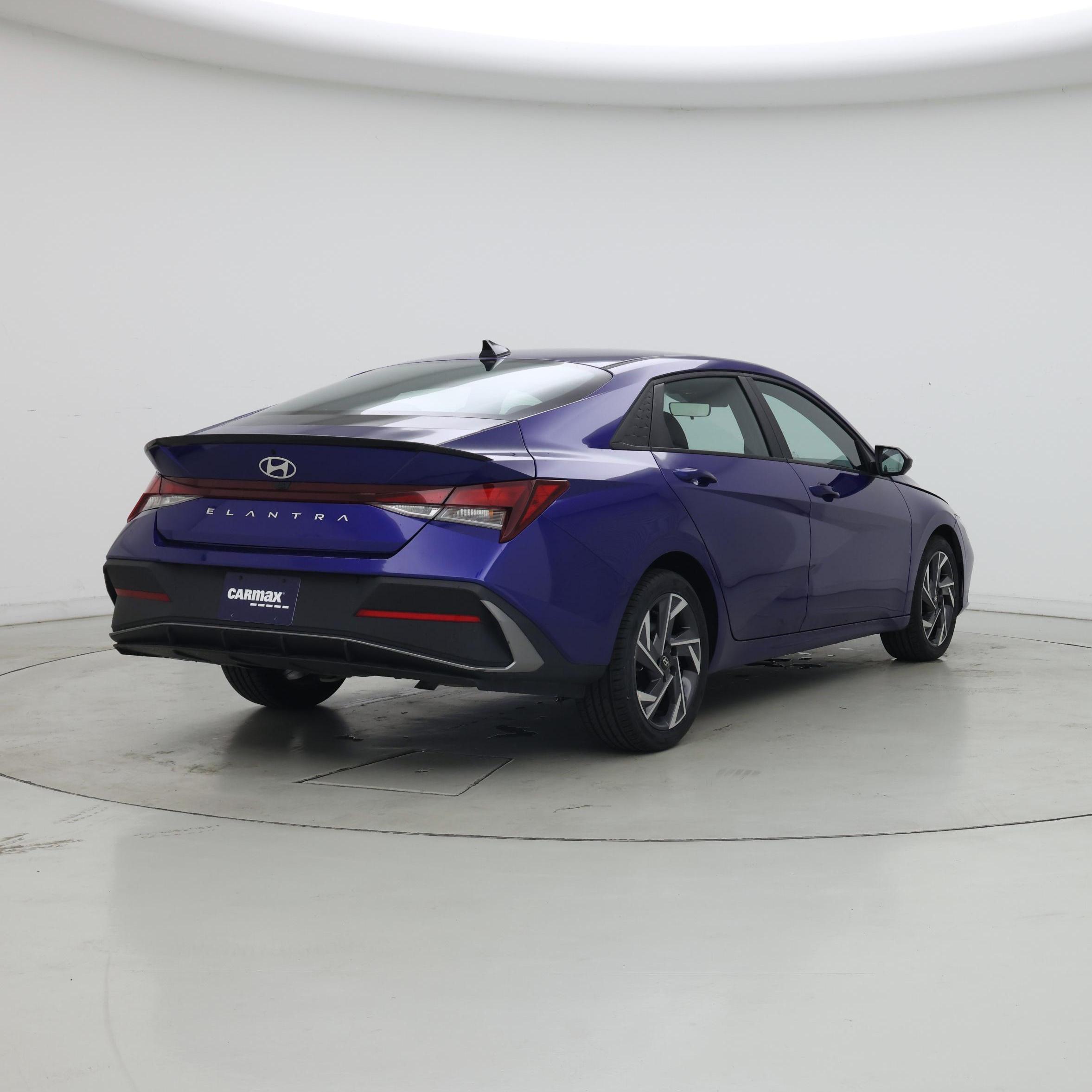 Thumbnail: 2025 Hyundai Elantra - 8