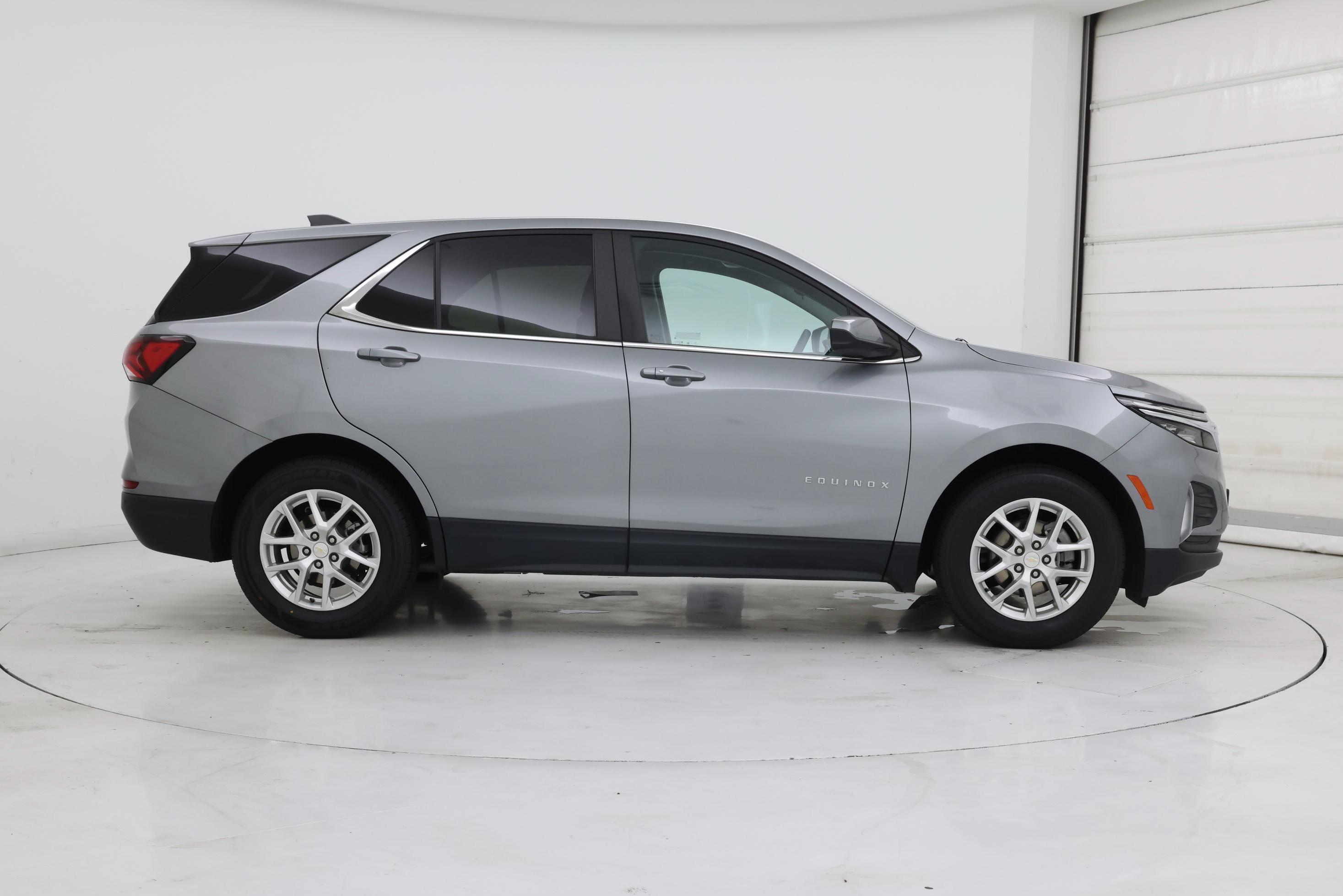 Thumbnail: 2023 Chevrolet Equinox - 7