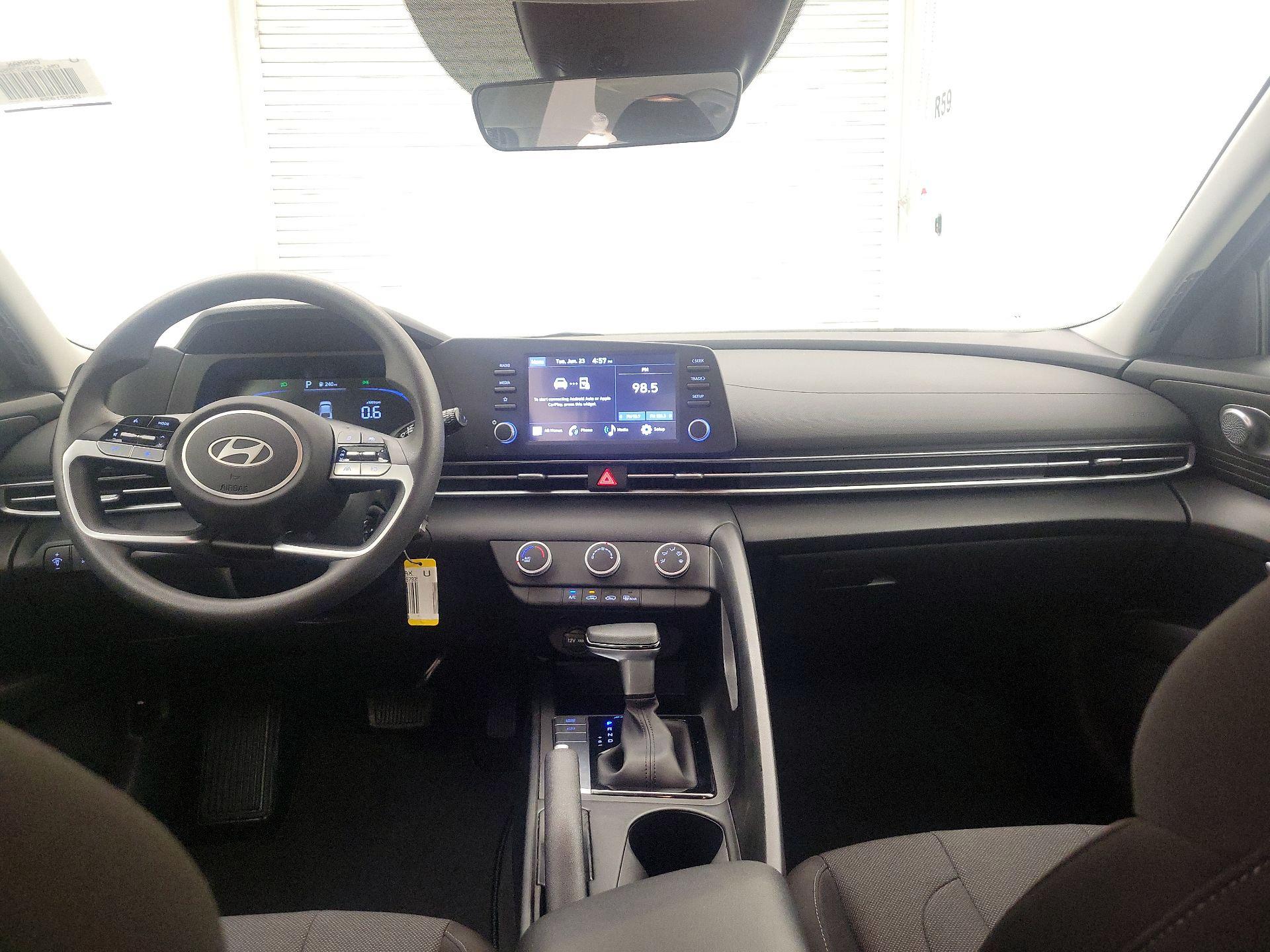 Thumbnail: 2025 Hyundai Elantra - 9