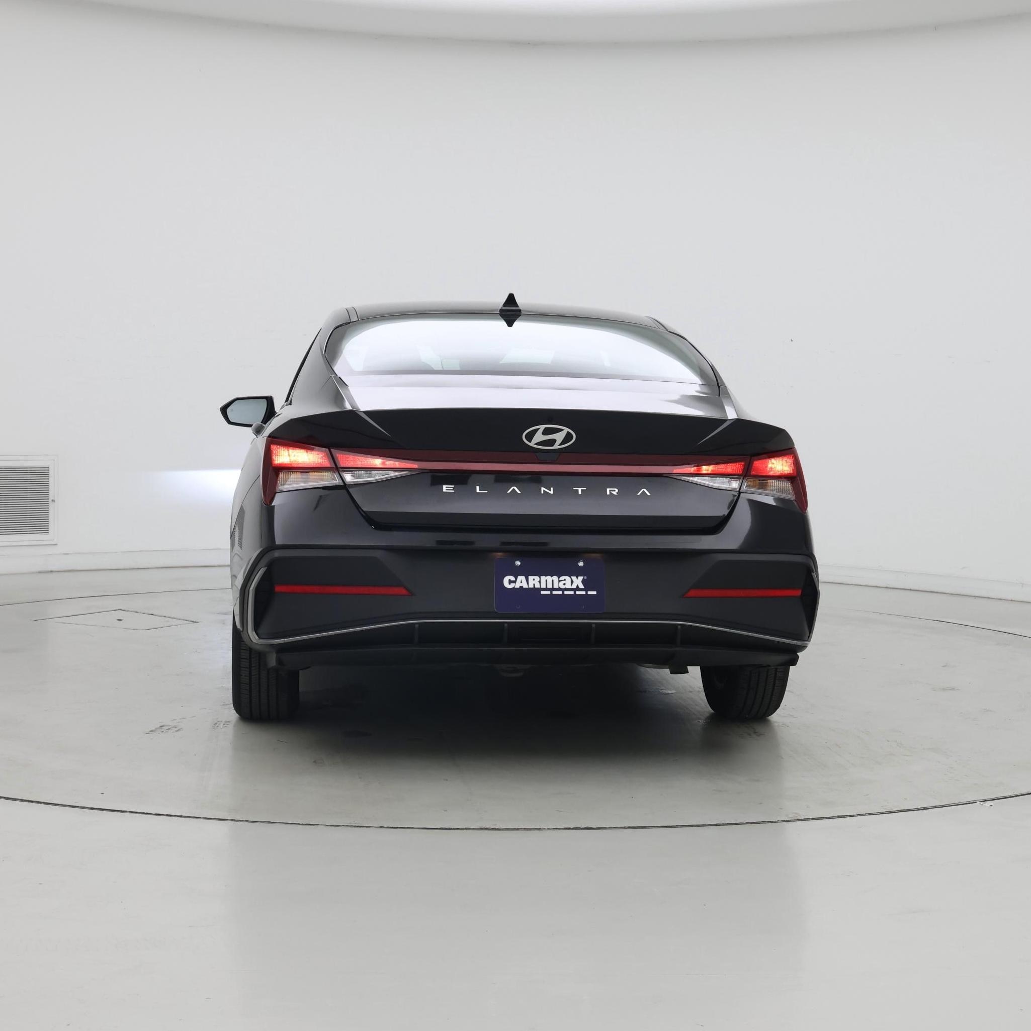 Thumbnail: 2025 Hyundai Elantra - 6