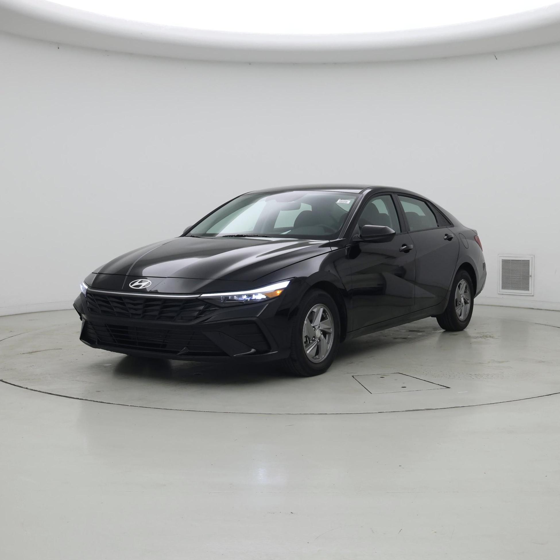 Thumbnail: 2025 Hyundai Elantra - 4