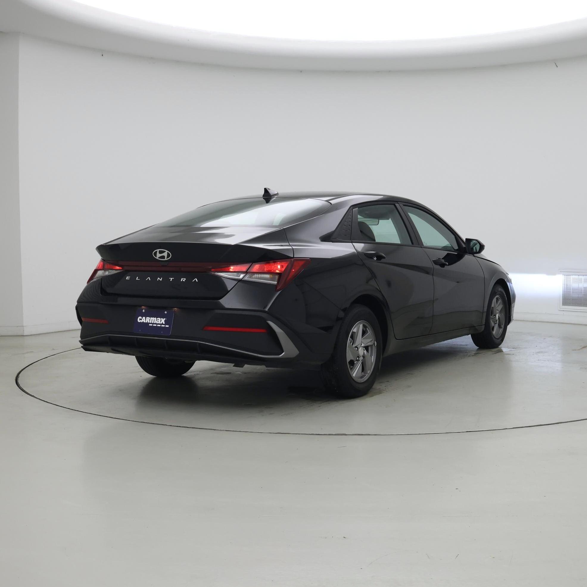 Thumbnail: 2025 Hyundai Elantra - 8