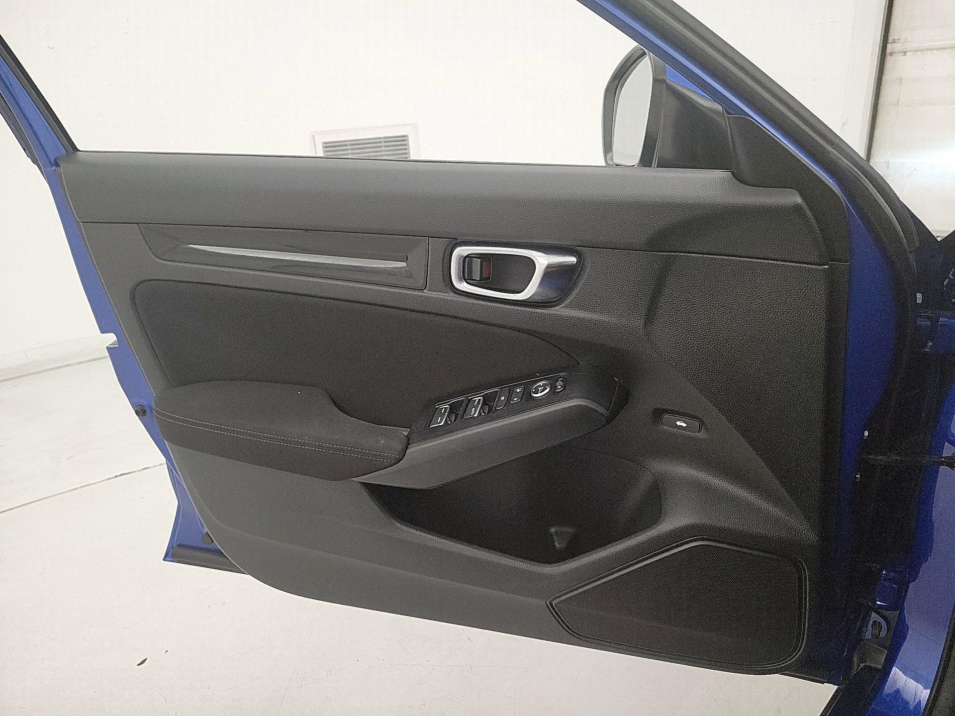Thumbnail: 2024 Honda Civic - 10