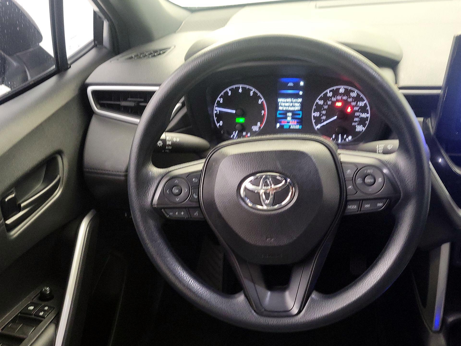 Thumbnail: 2025 Toyota Corolla Cross - 10