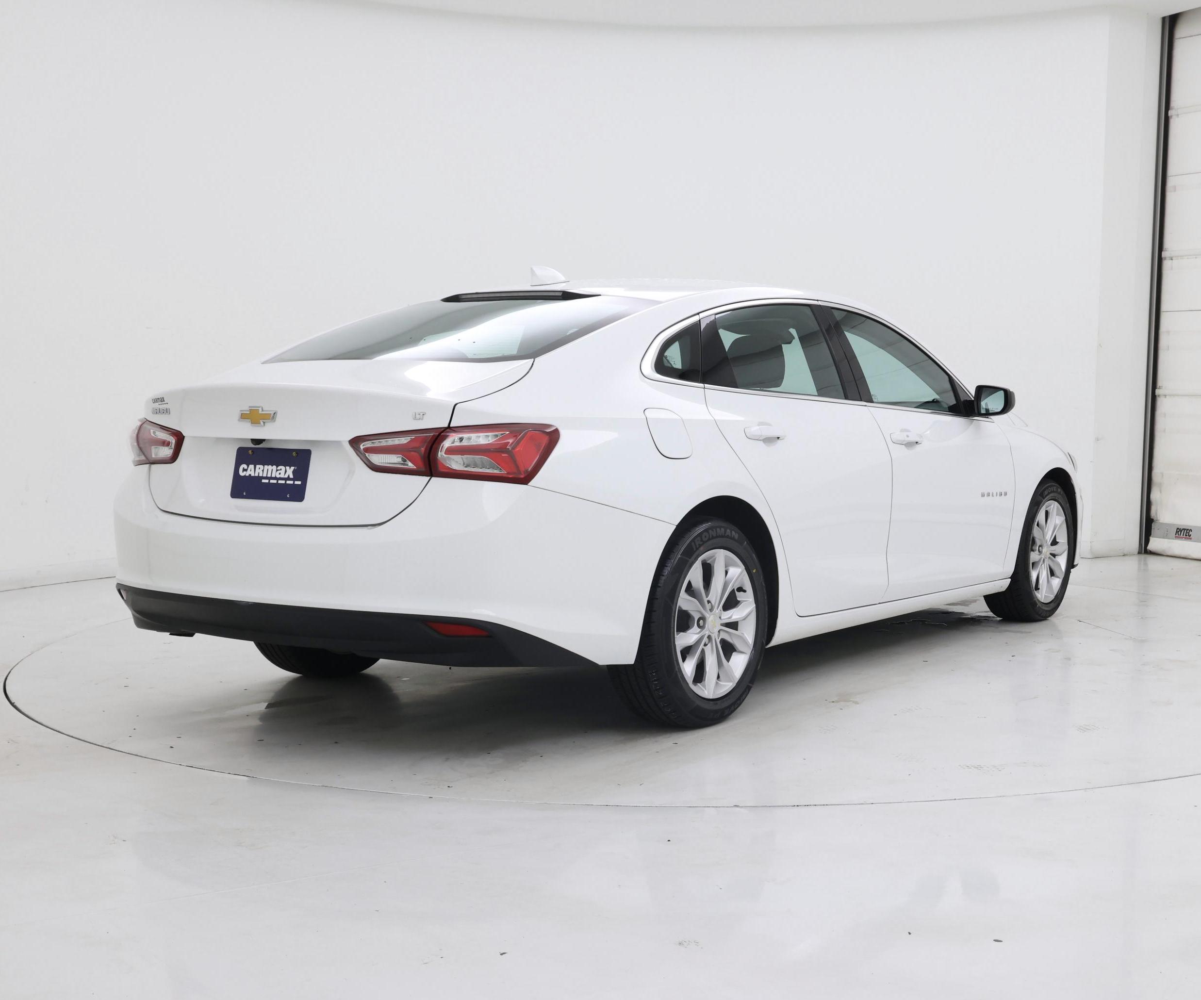 Thumbnail: 2022 Chevrolet Malibu - 8