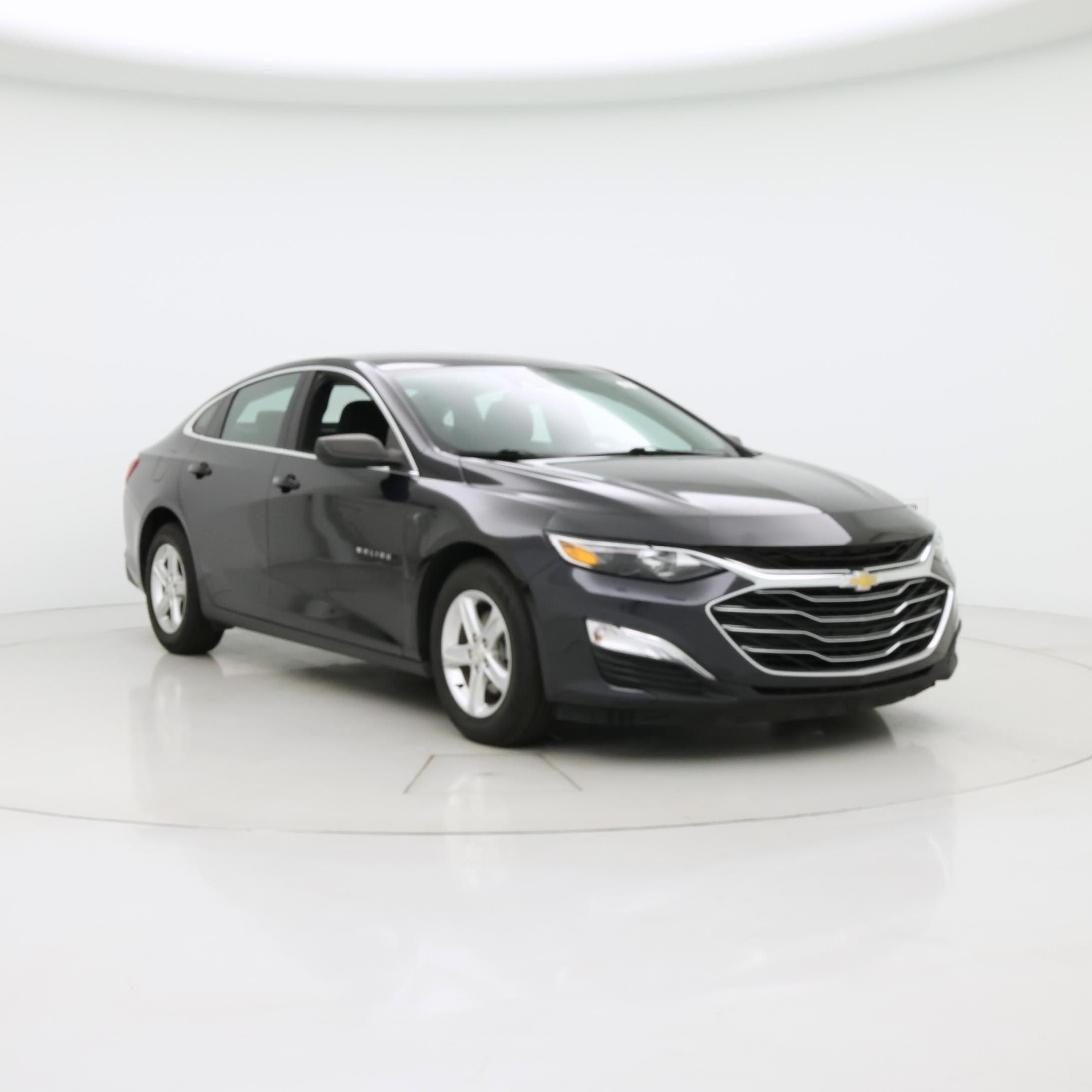 Gray 2023 Chevrolet Malibu Sedan Front-Wheel Drive Automatic