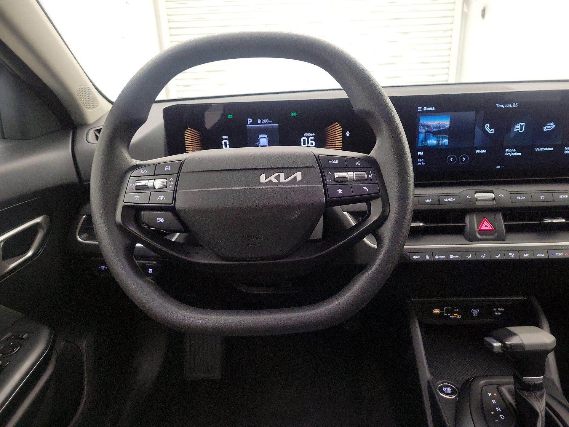 Thumbnail: 2025 Kia K4 - 10