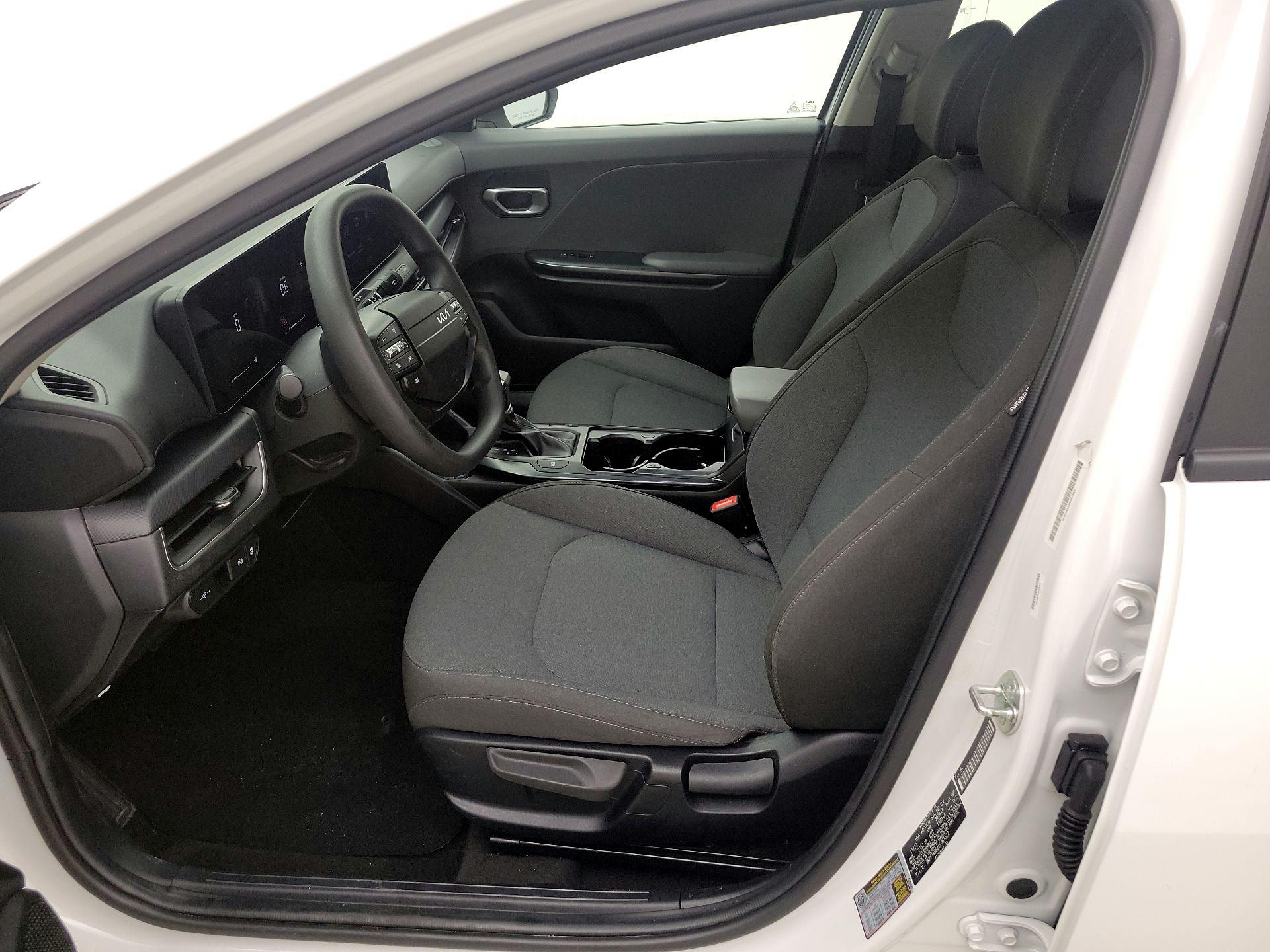 Thumbnail: 2025 Kia K4 - 11