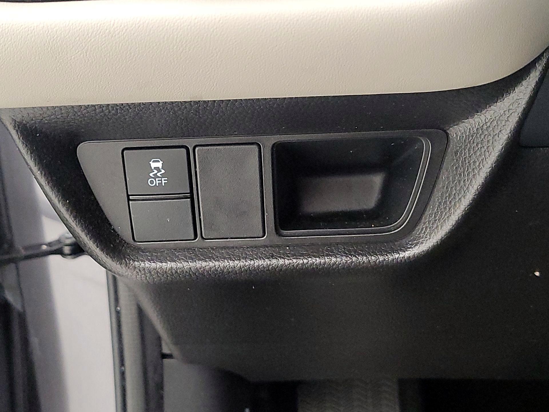 Thumbnail: 2025 Honda HR-V - 13