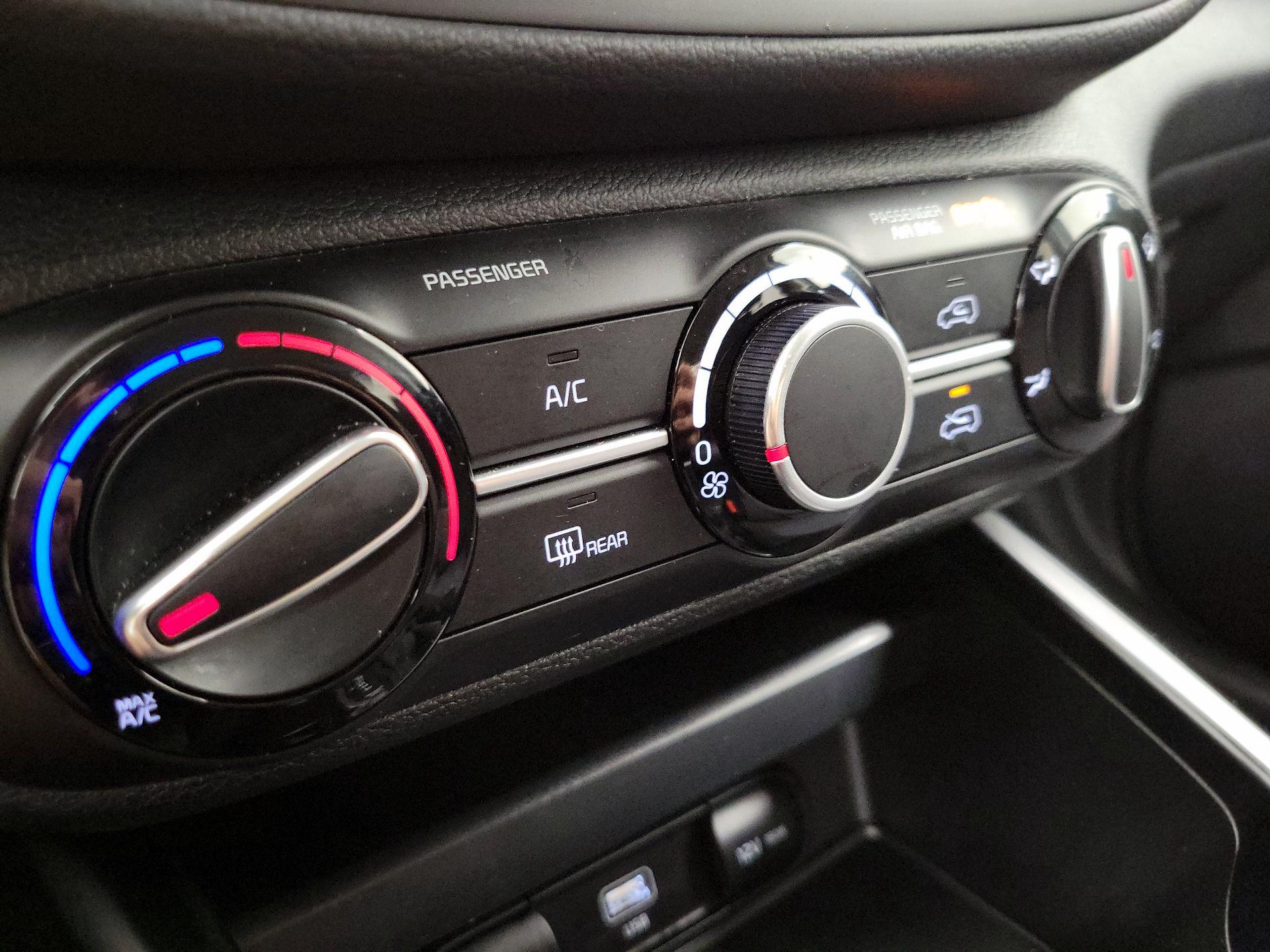 Thumbnail: 2025 Kia Soul - 16