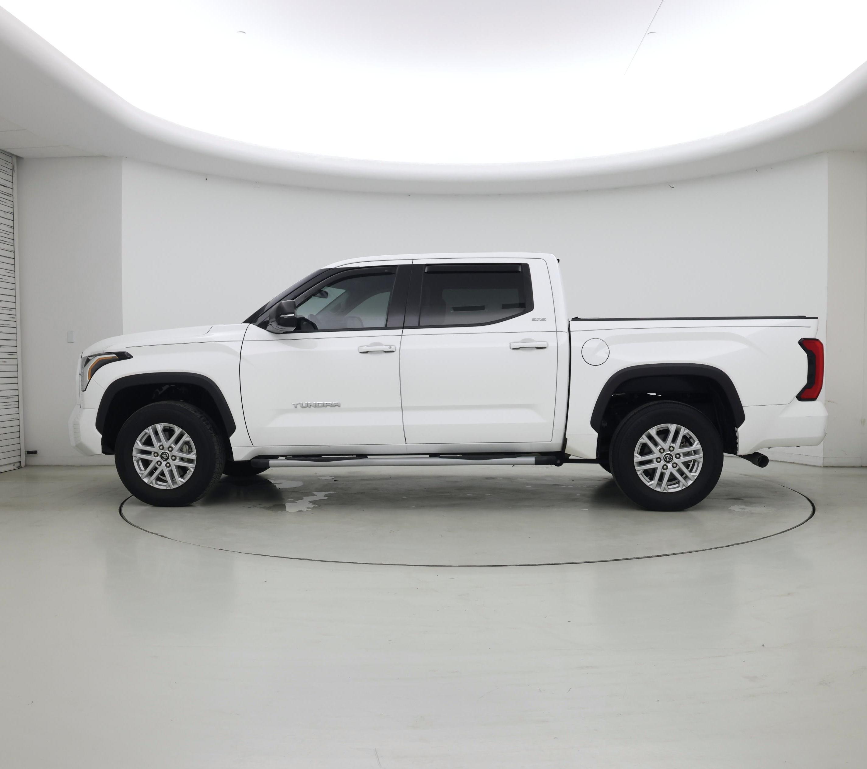 Thumbnail: 2023 Toyota Tundra - 3