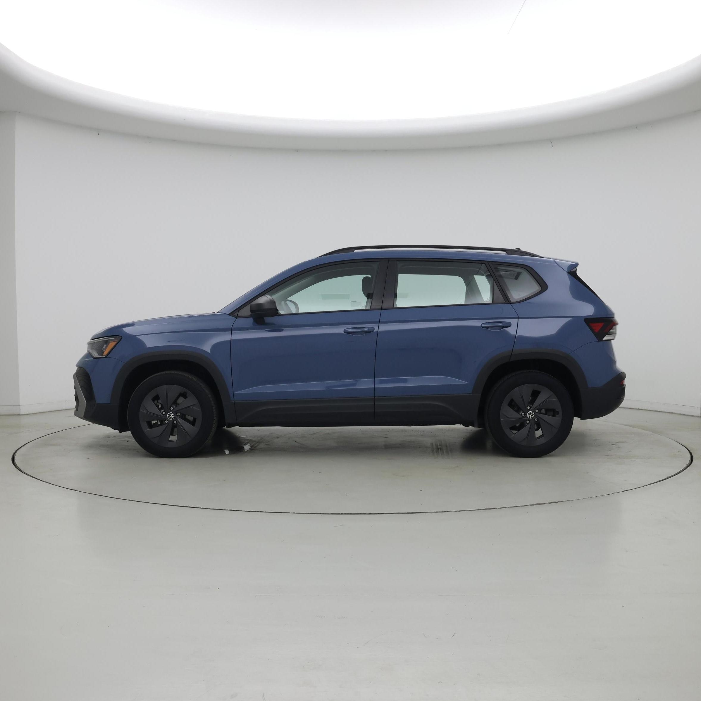Thumbnail: 2025 Volkswagen Taos - 3