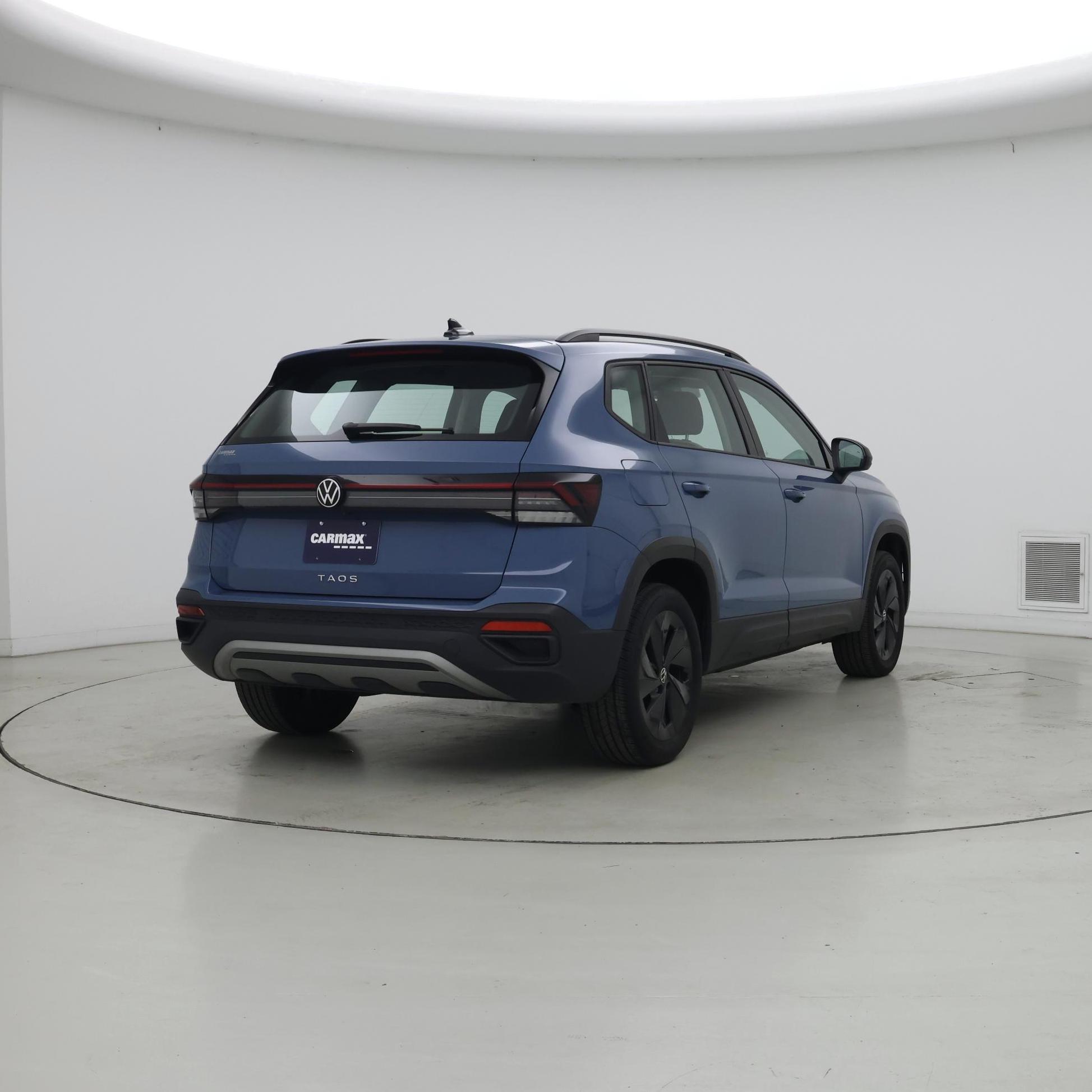 Thumbnail: 2025 Volkswagen Taos - 8