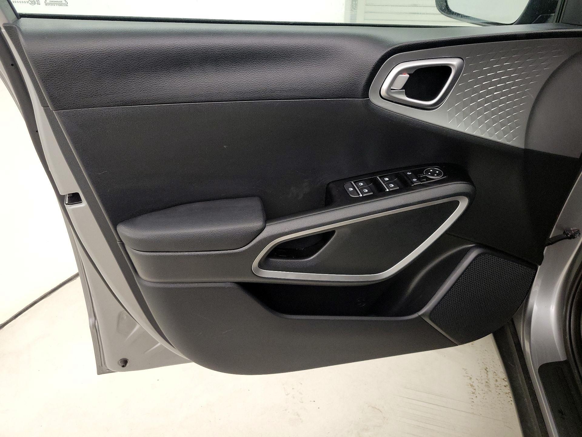 Thumbnail: 2025 Kia Soul - 12