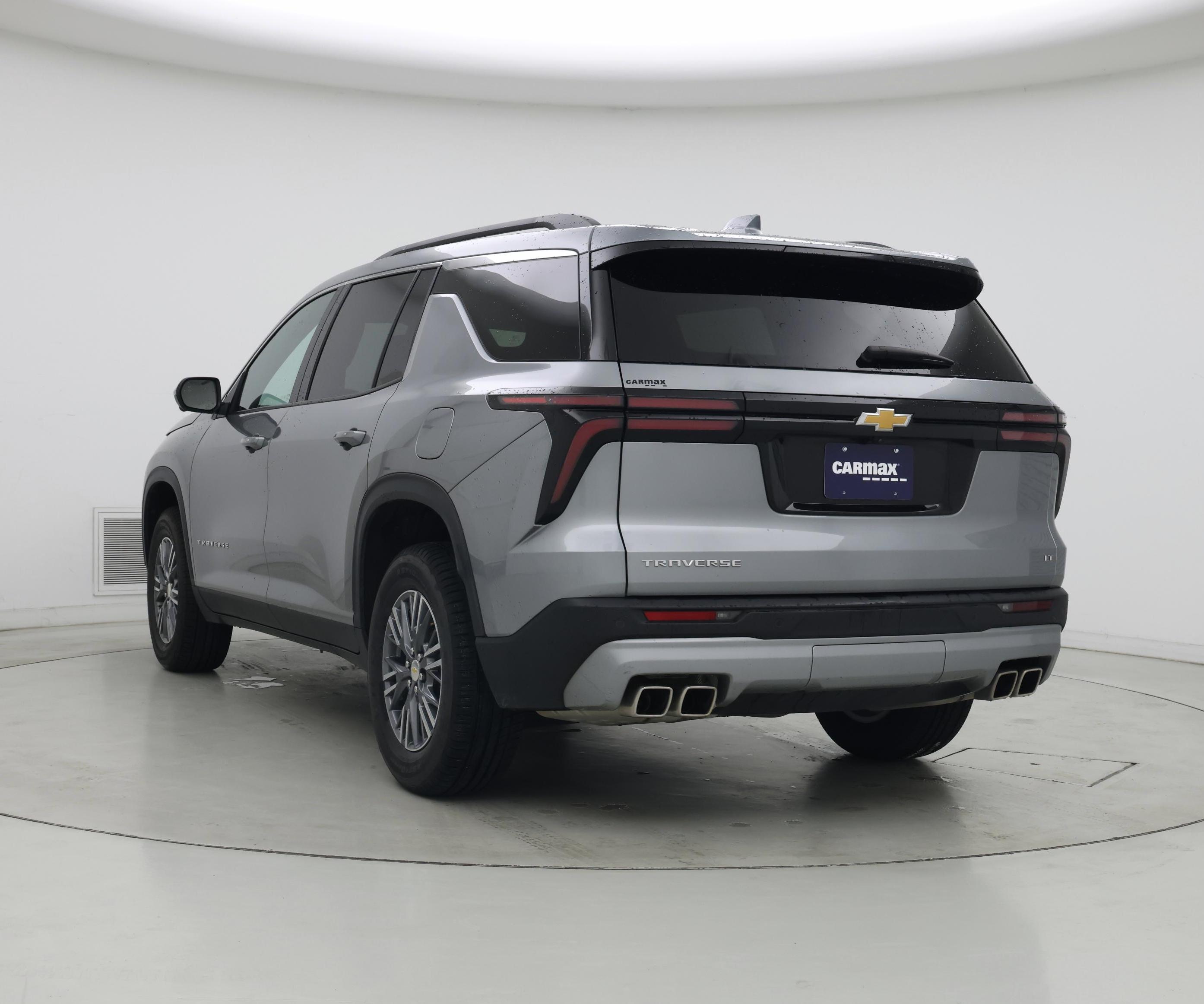 Thumbnail: 2024 Chevrolet Traverse - 2