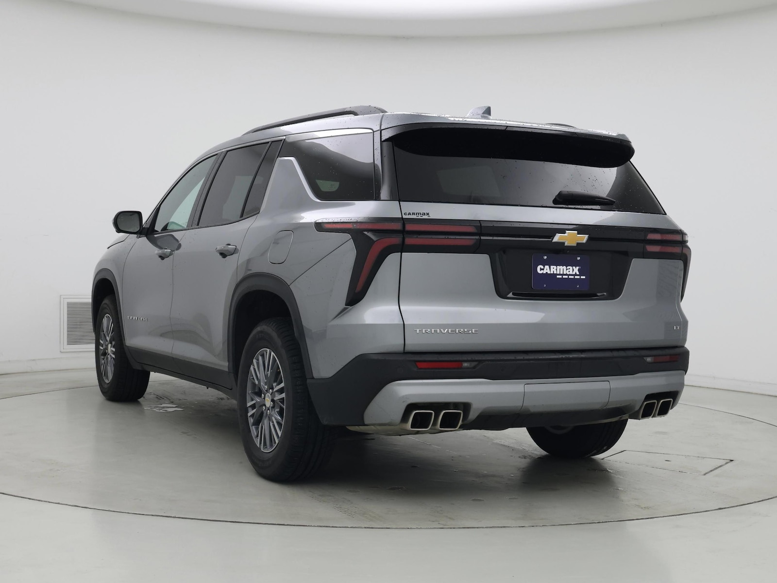 2024 Chevrolet Traverse 1LT - Photo 3