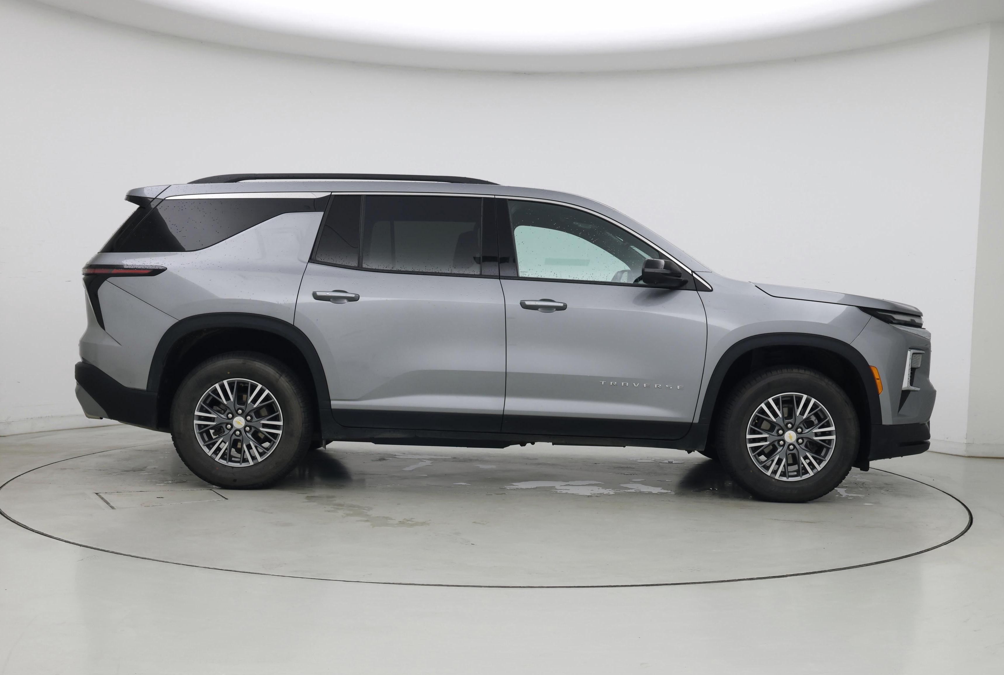 Thumbnail: 2024 Chevrolet Traverse - 7