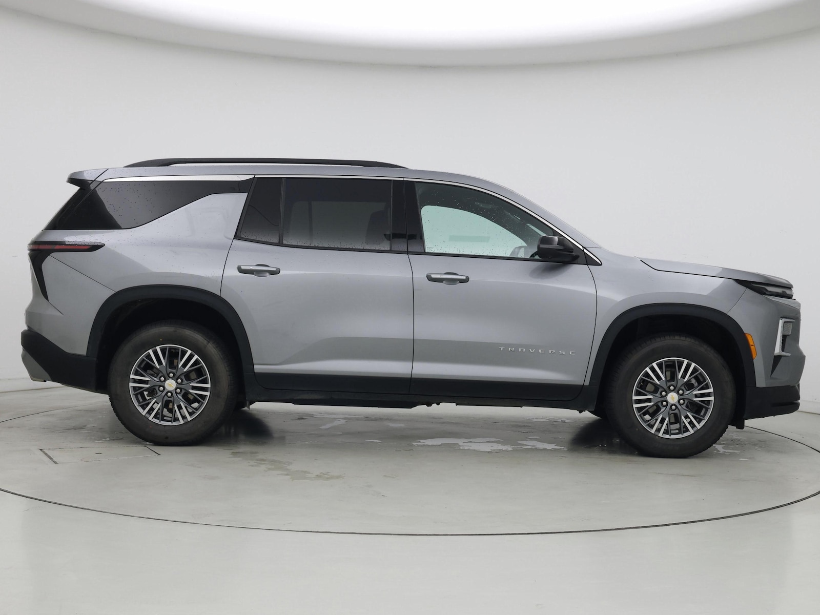 2024 Chevrolet Traverse 1LT - Photo 8