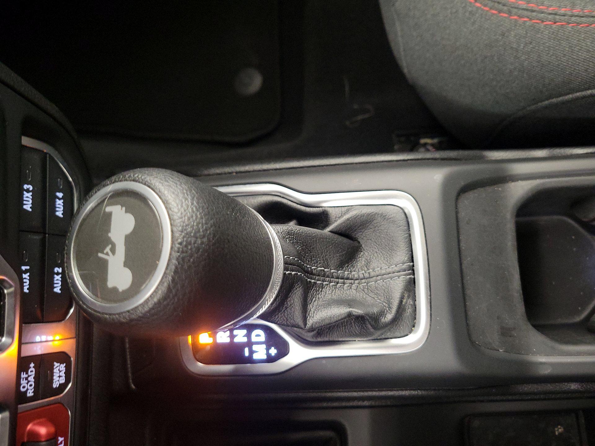 Thumbnail: 2025 Jeep Wrangler - 17