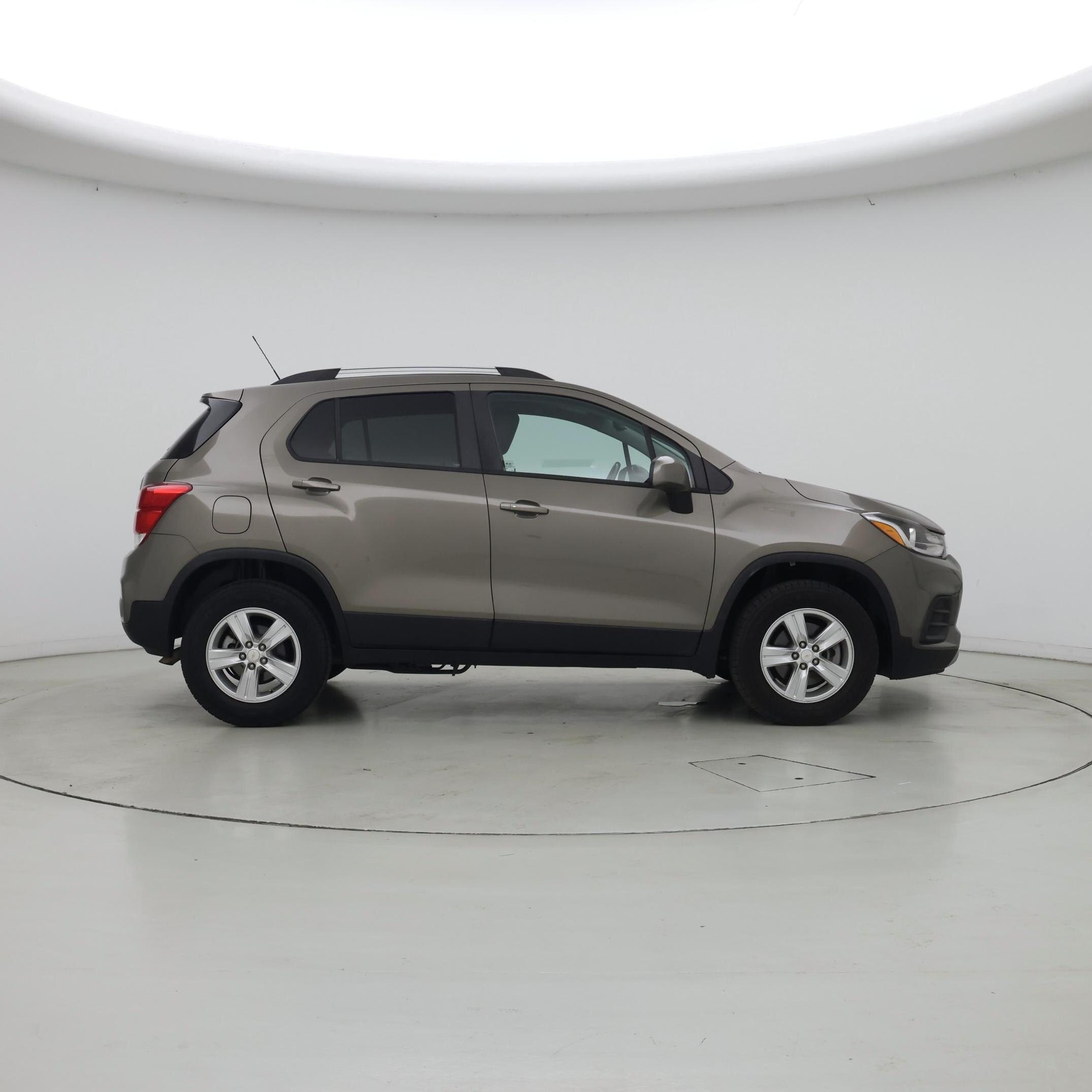 Thumbnail: 2022 Chevrolet Trax - 7