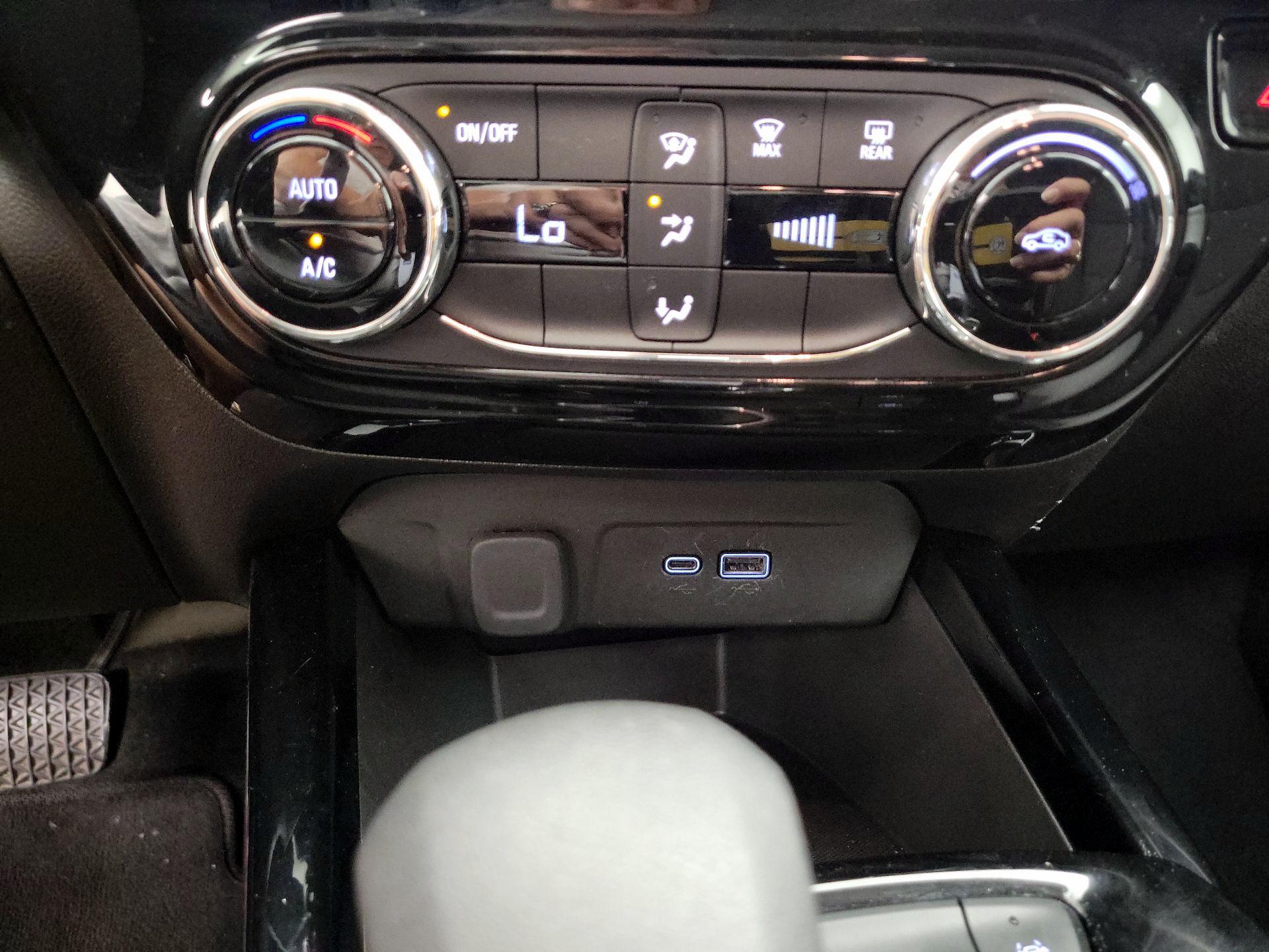 Thumbnail: 2025 Chevrolet Trax - 16