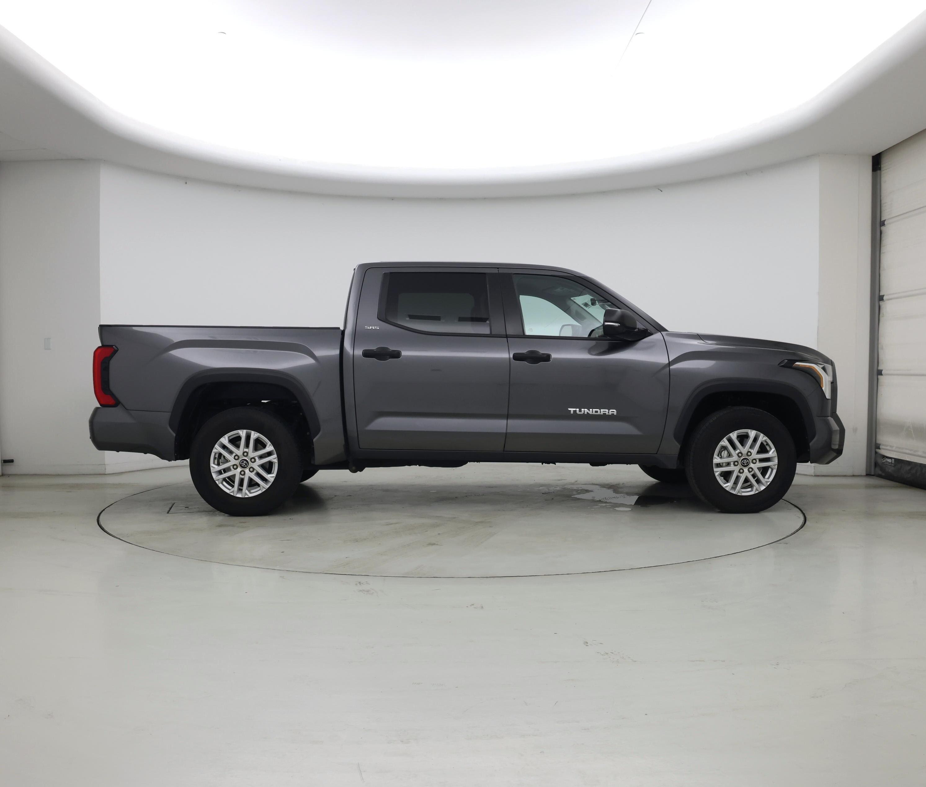 Thumbnail: 2024 Toyota Tundra - 7