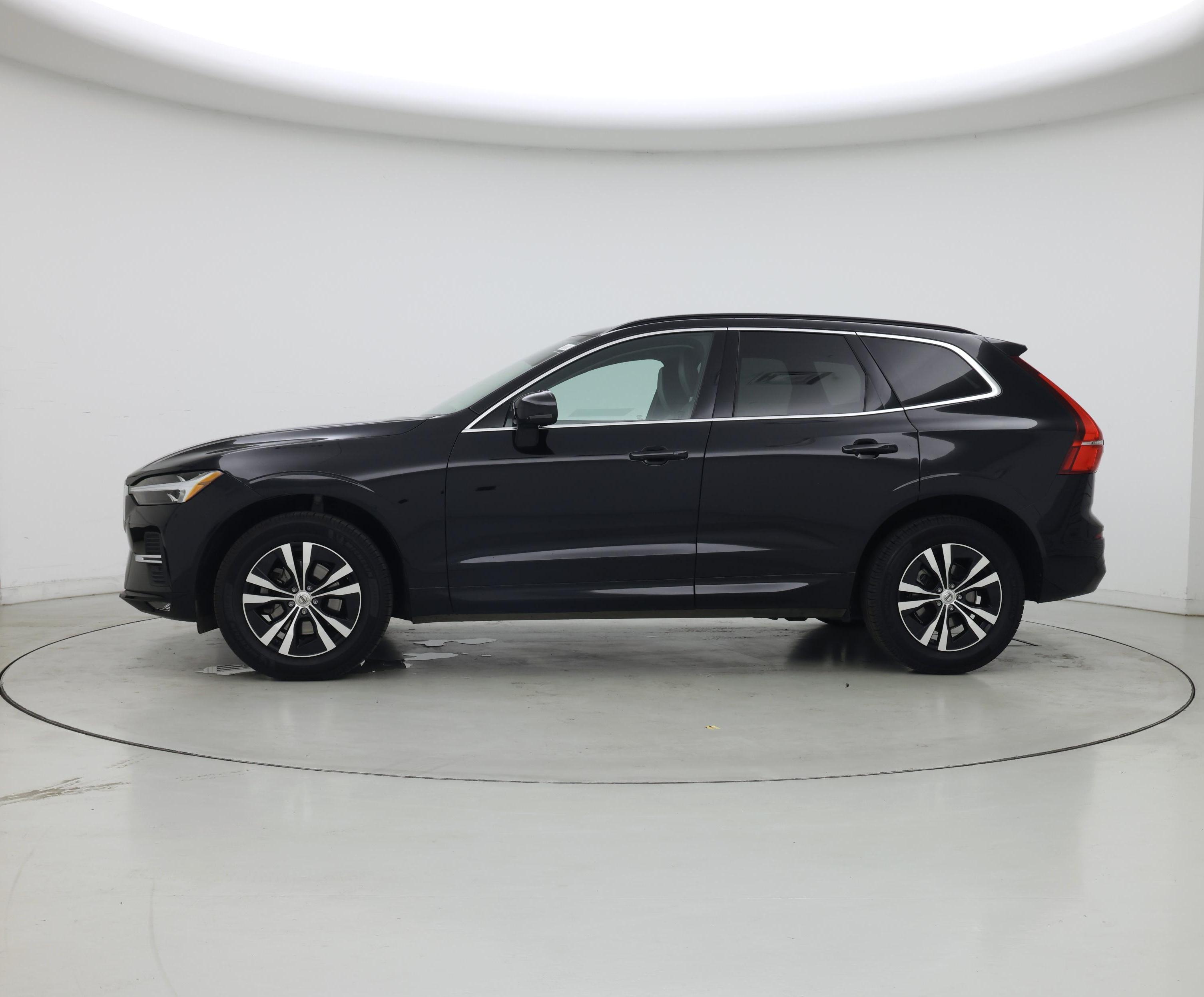 Thumbnail: 2023 Volvo XC60 - 3