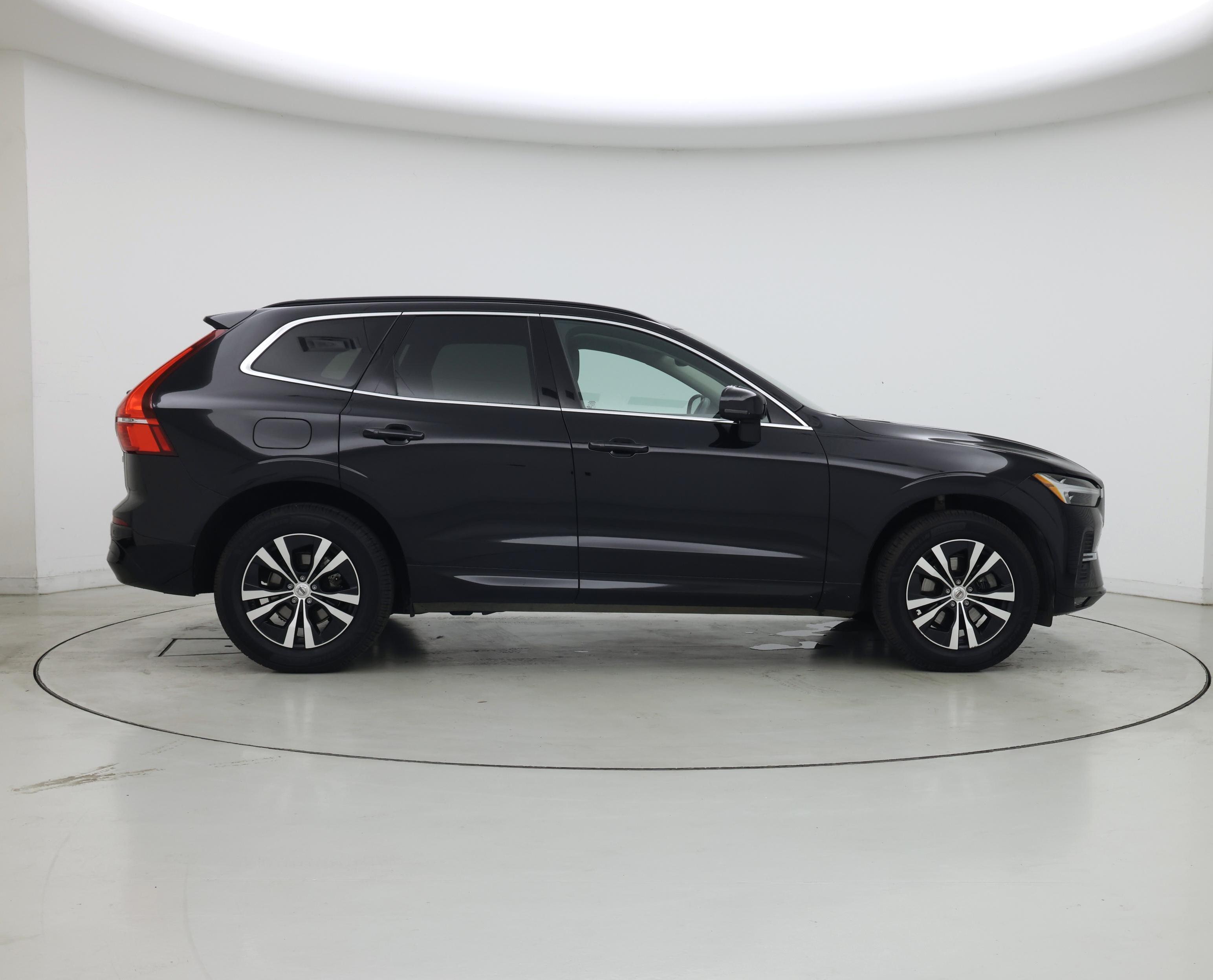 Thumbnail: 2023 Volvo XC60 - 7