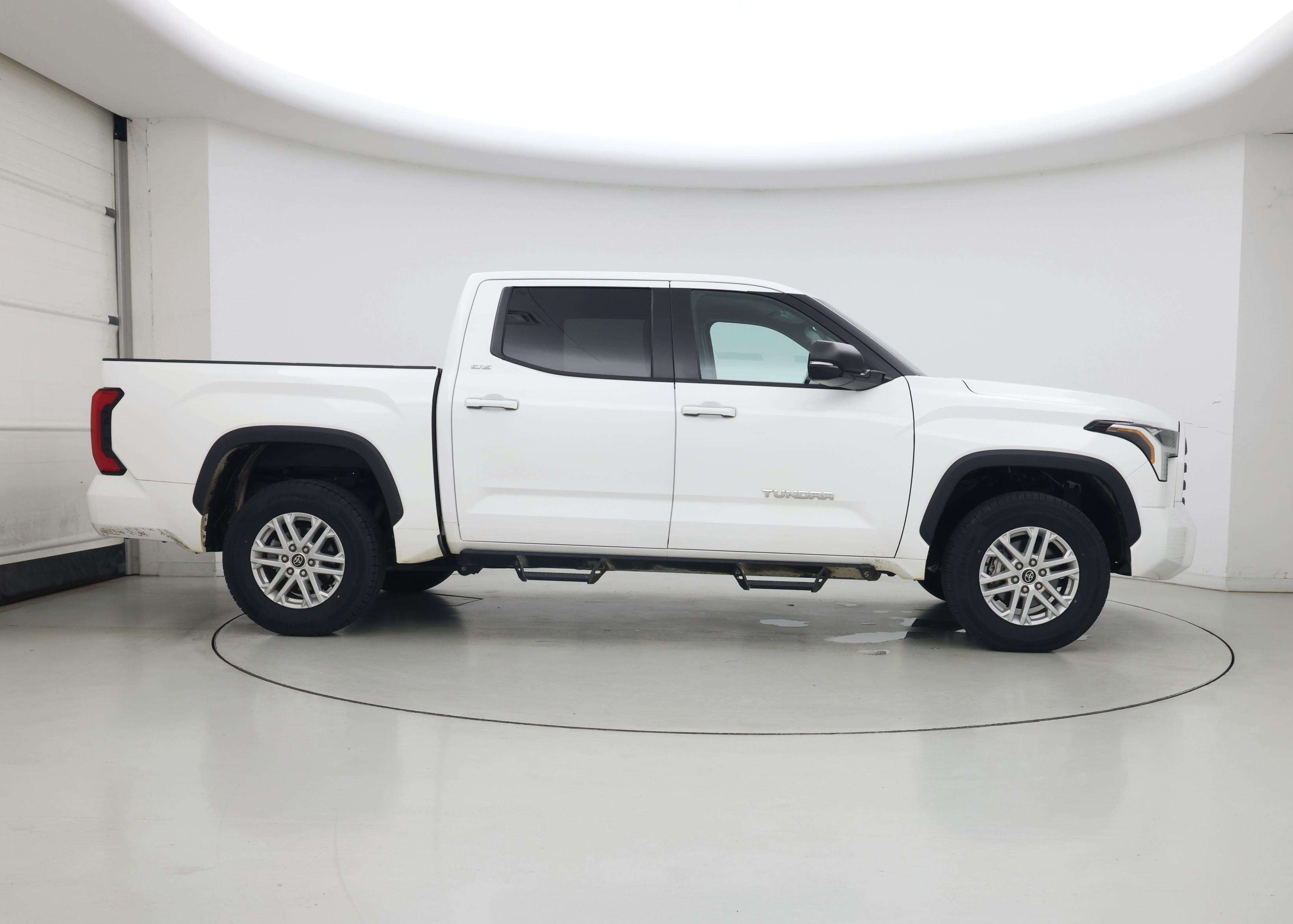 Thumbnail: 2024 Toyota Tundra - 7