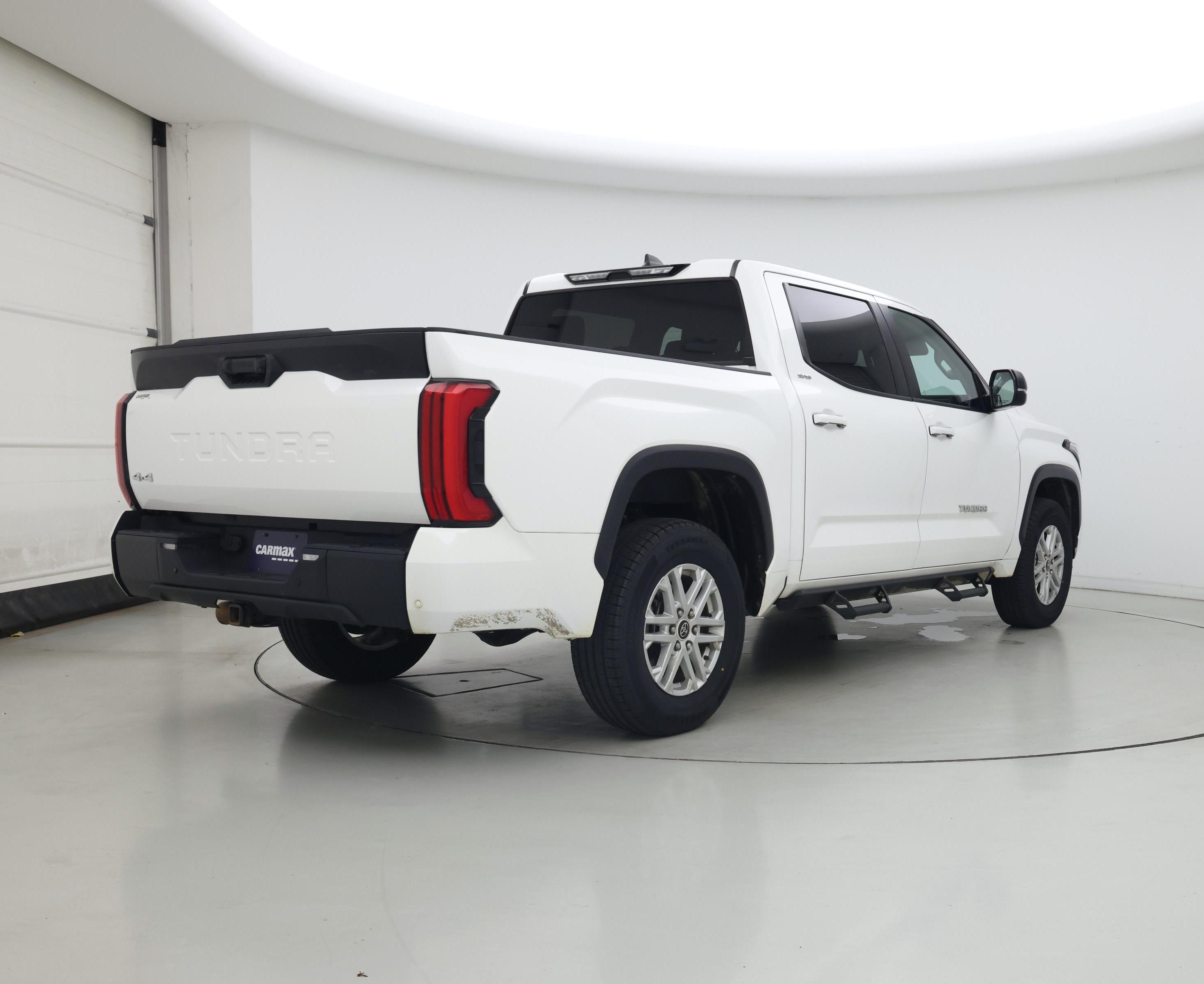 Thumbnail: 2024 Toyota Tundra - 8