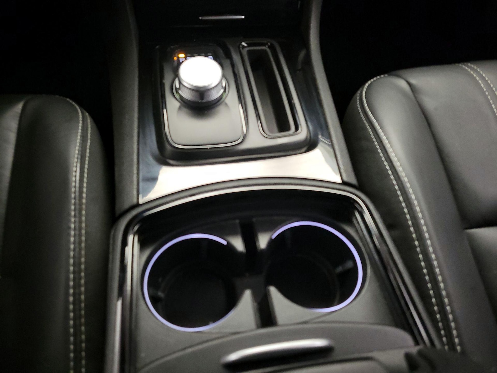 2019 Chrysler 300 S - Photo 19