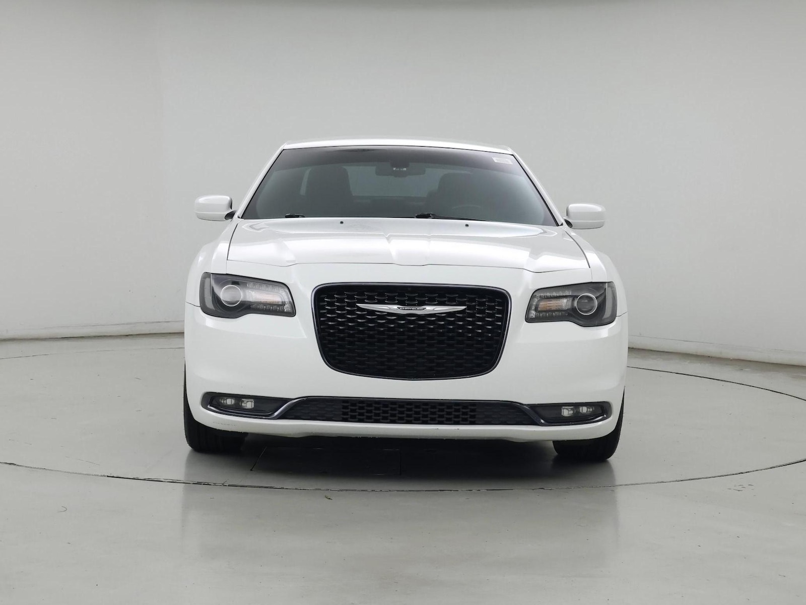 2019 Chrysler 300 S - Photo 6