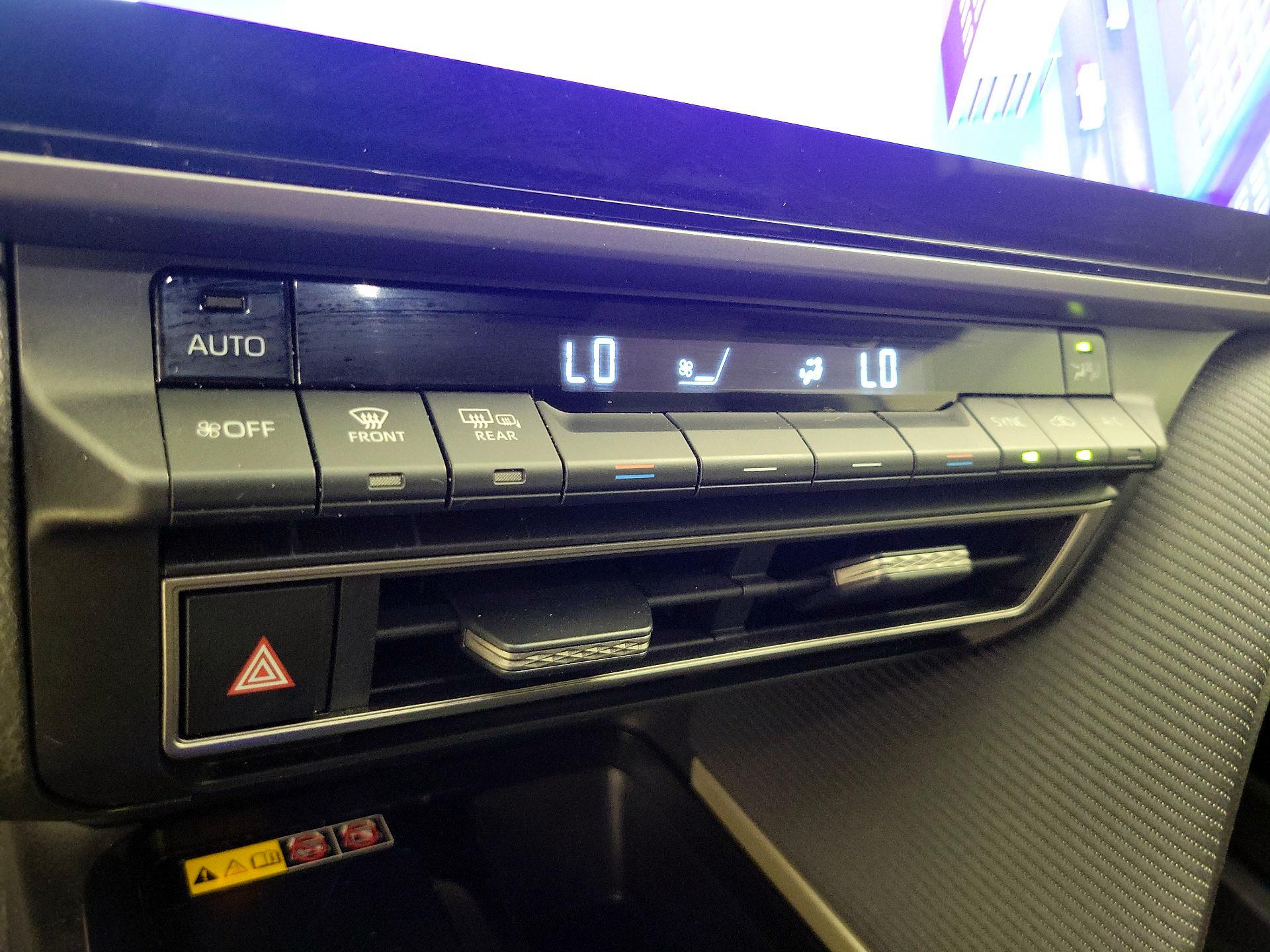 Thumbnail: 2025 Toyota Camry - 16
