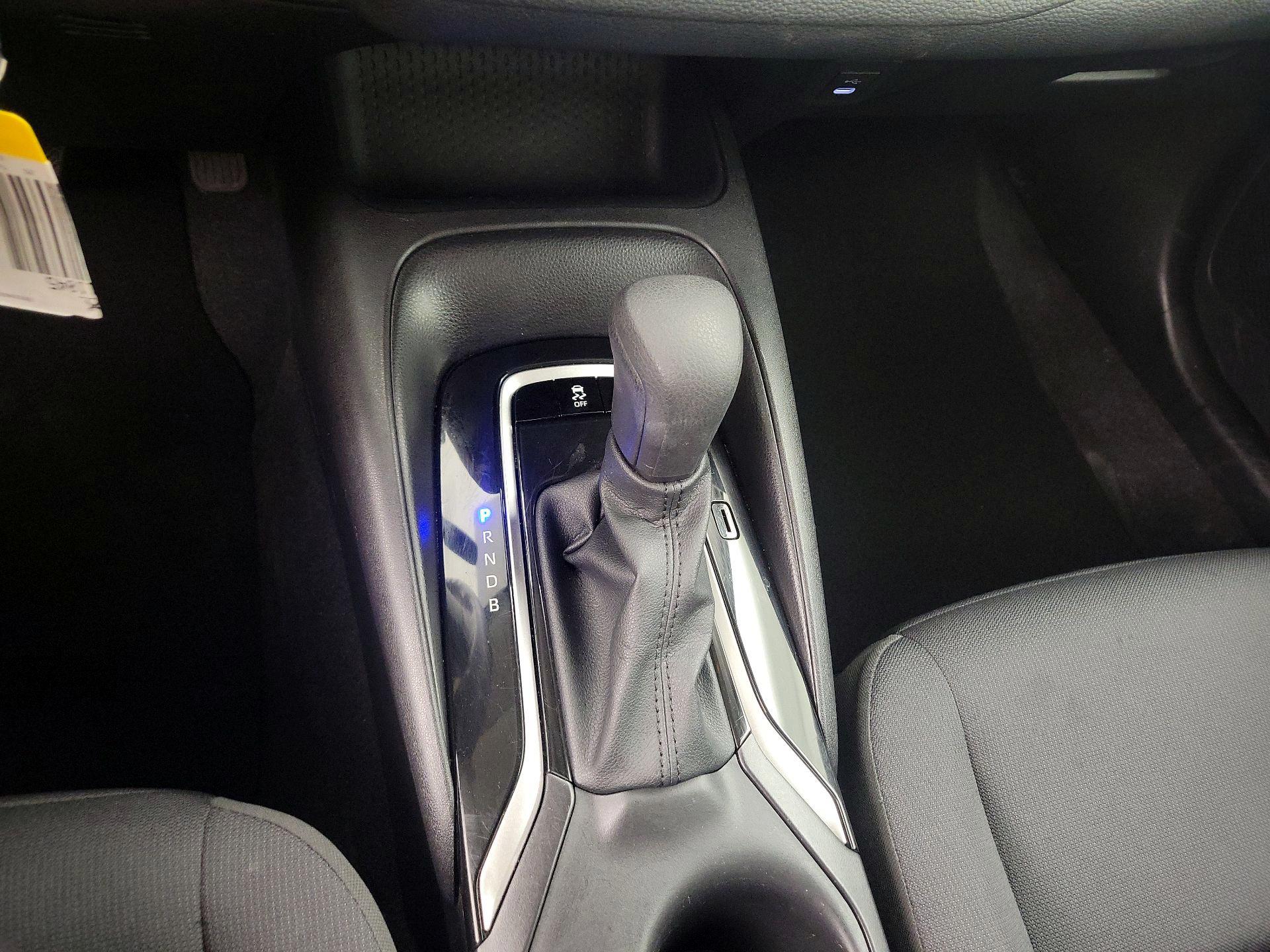 Thumbnail: 2025 Toyota Corolla - 17