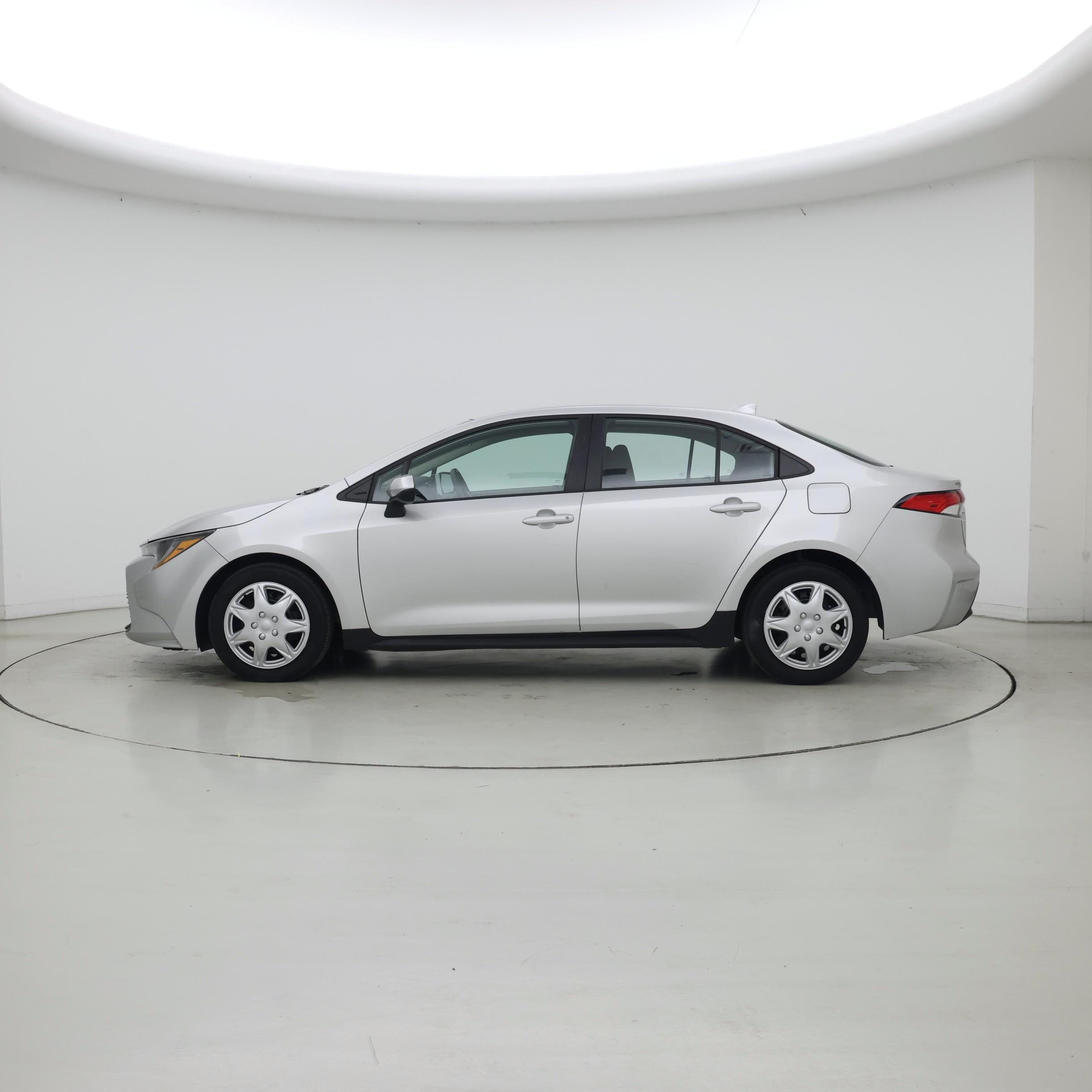 Thumbnail: 2025 Toyota Corolla - 3