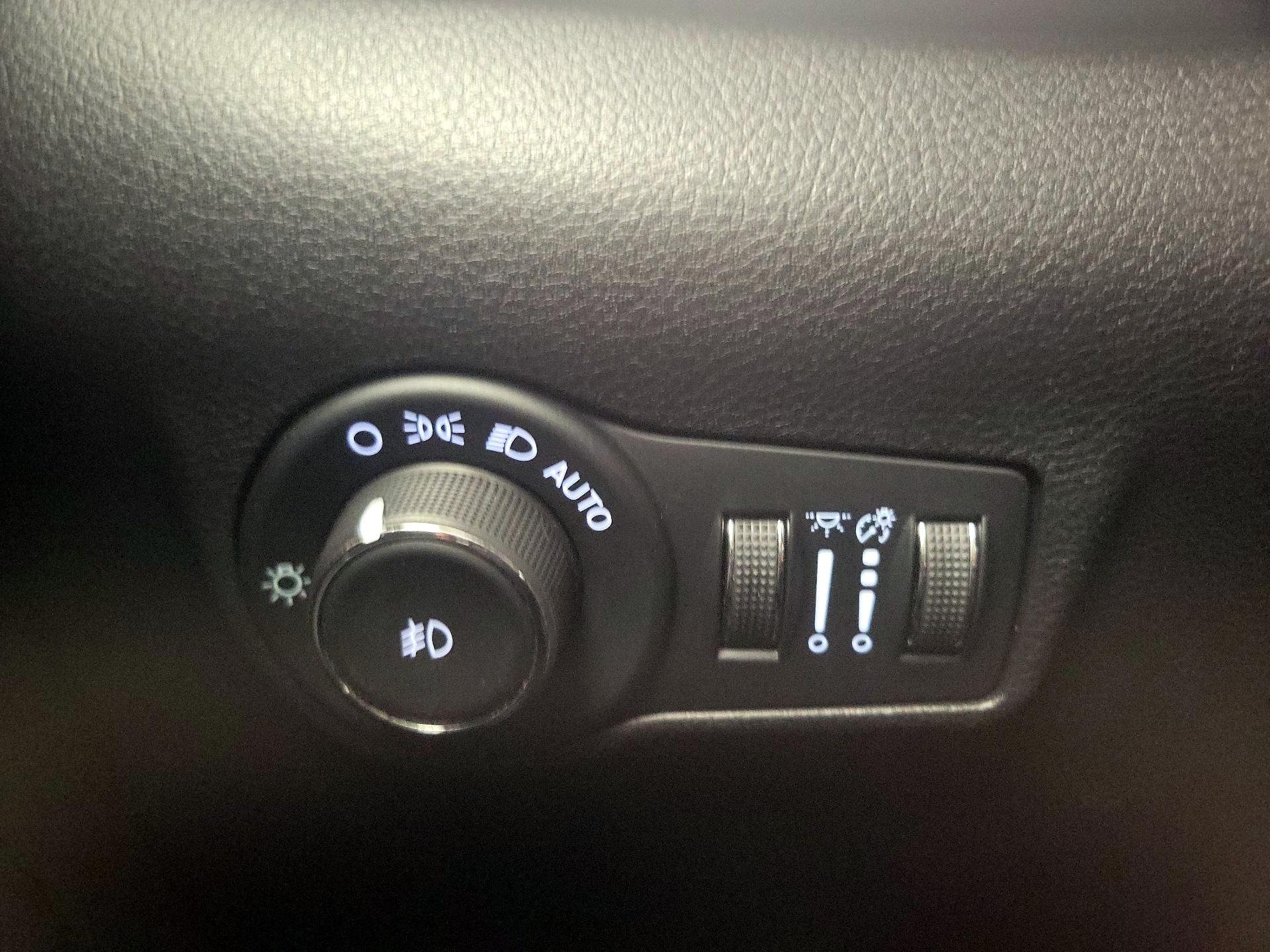 Thumbnail: 2025 Jeep Compass - 13