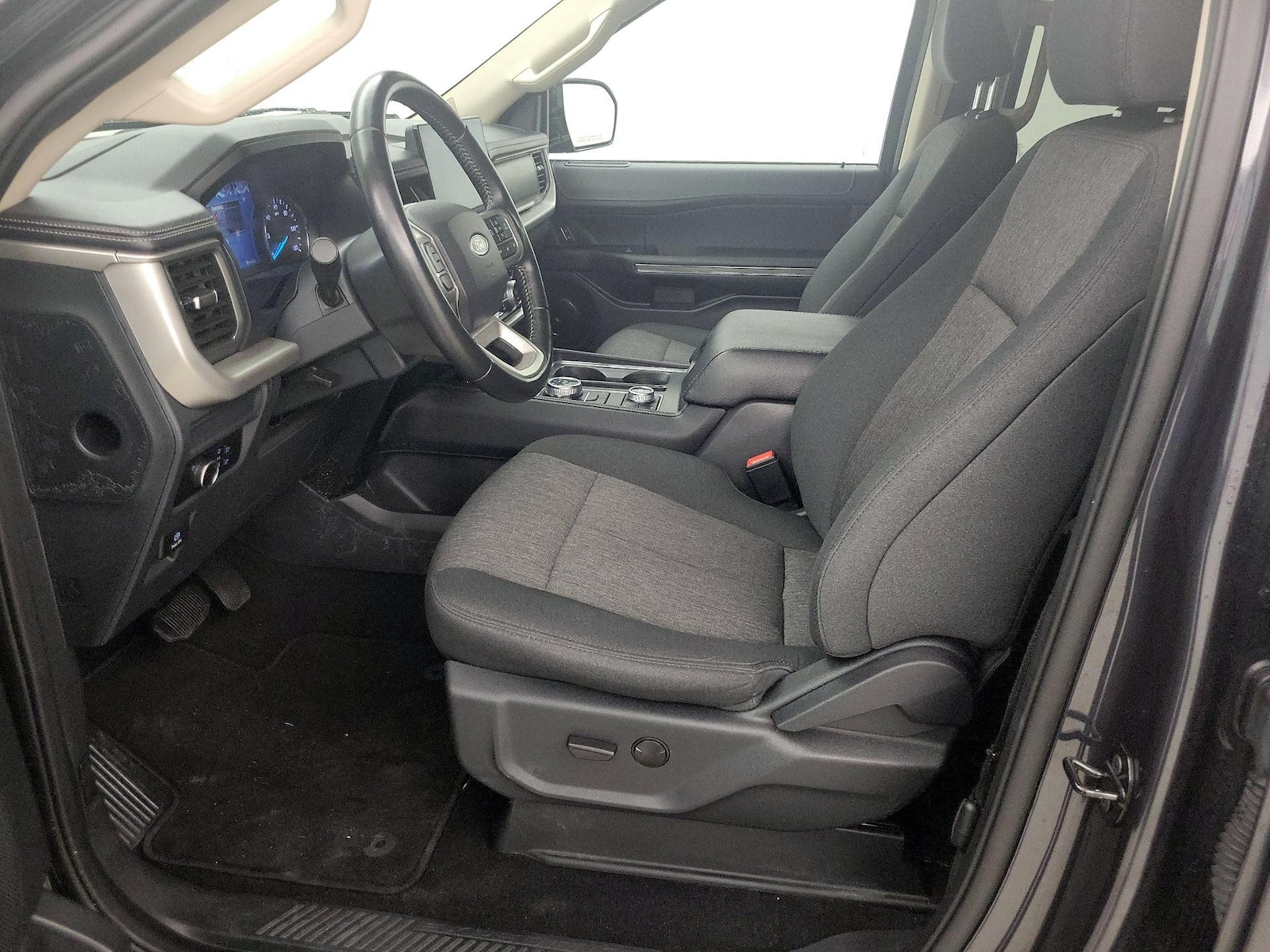2024 Ford Expedition XLT - Photo 12