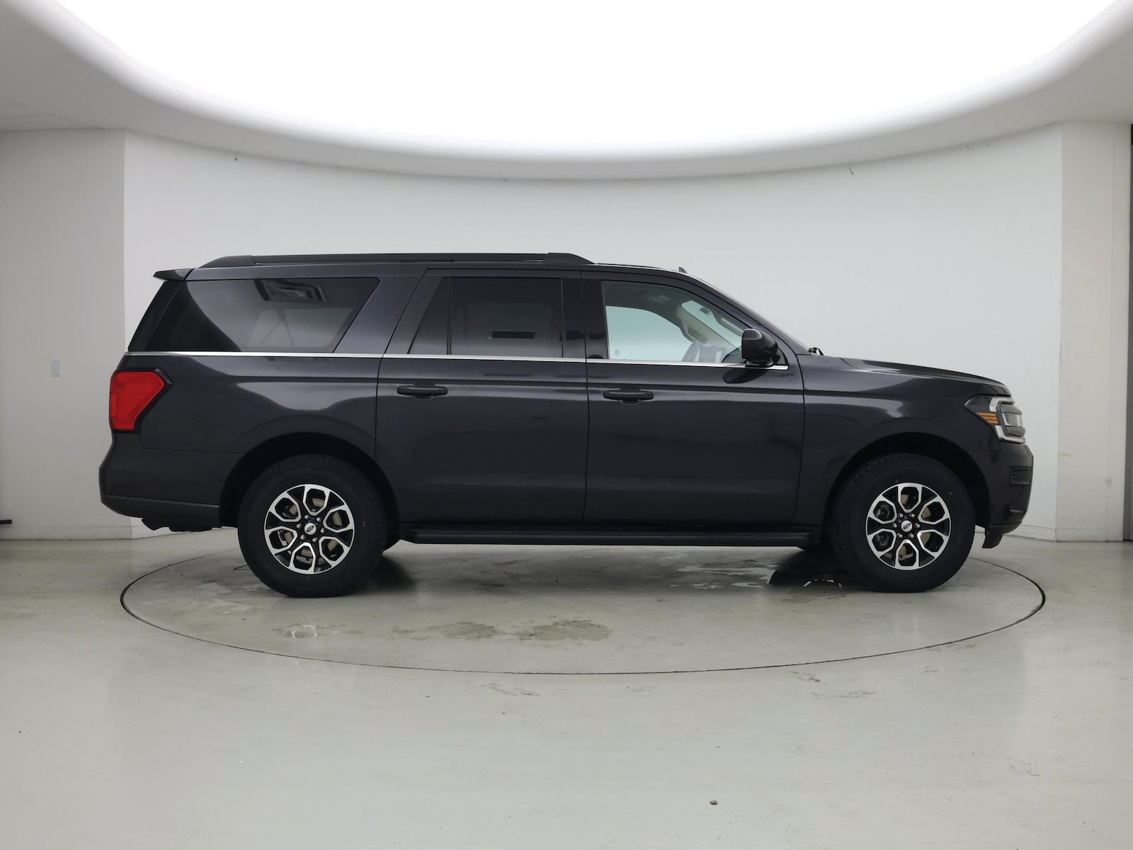 2024 Ford Expedition XLT - Photo 8