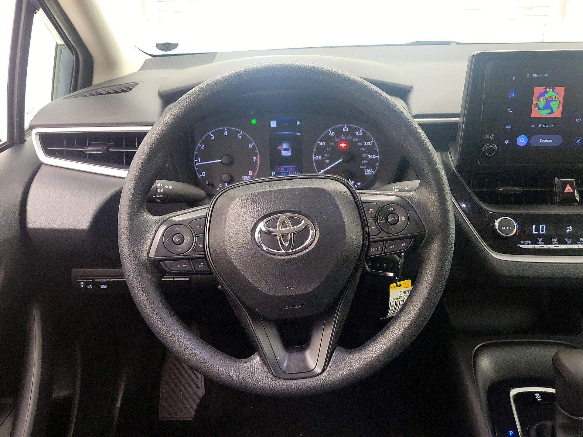 Thumbnail: 2025 Toyota Corolla - 10