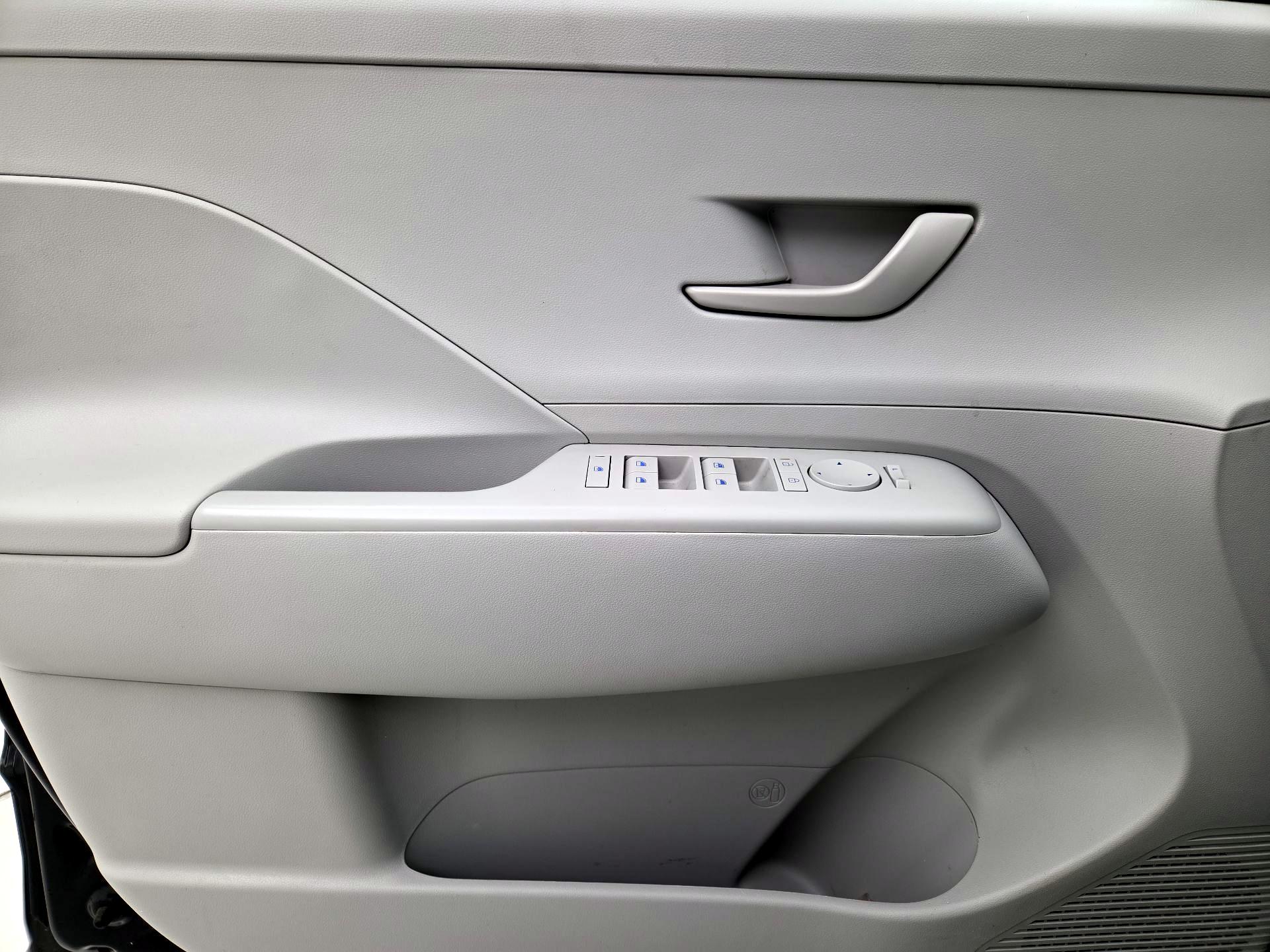 Thumbnail: 2025 Hyundai Kona - 12