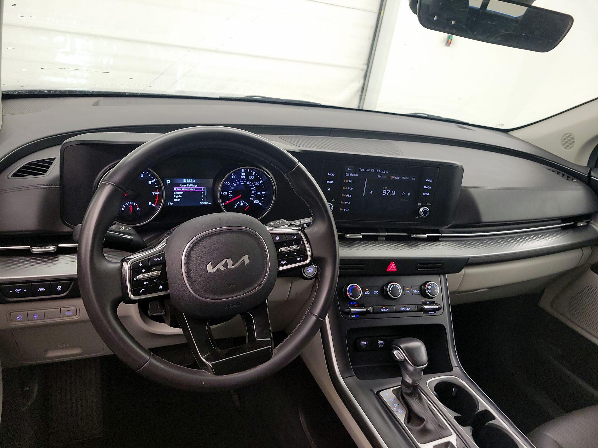 Thumbnail: 2024 Kia Carnival - 9