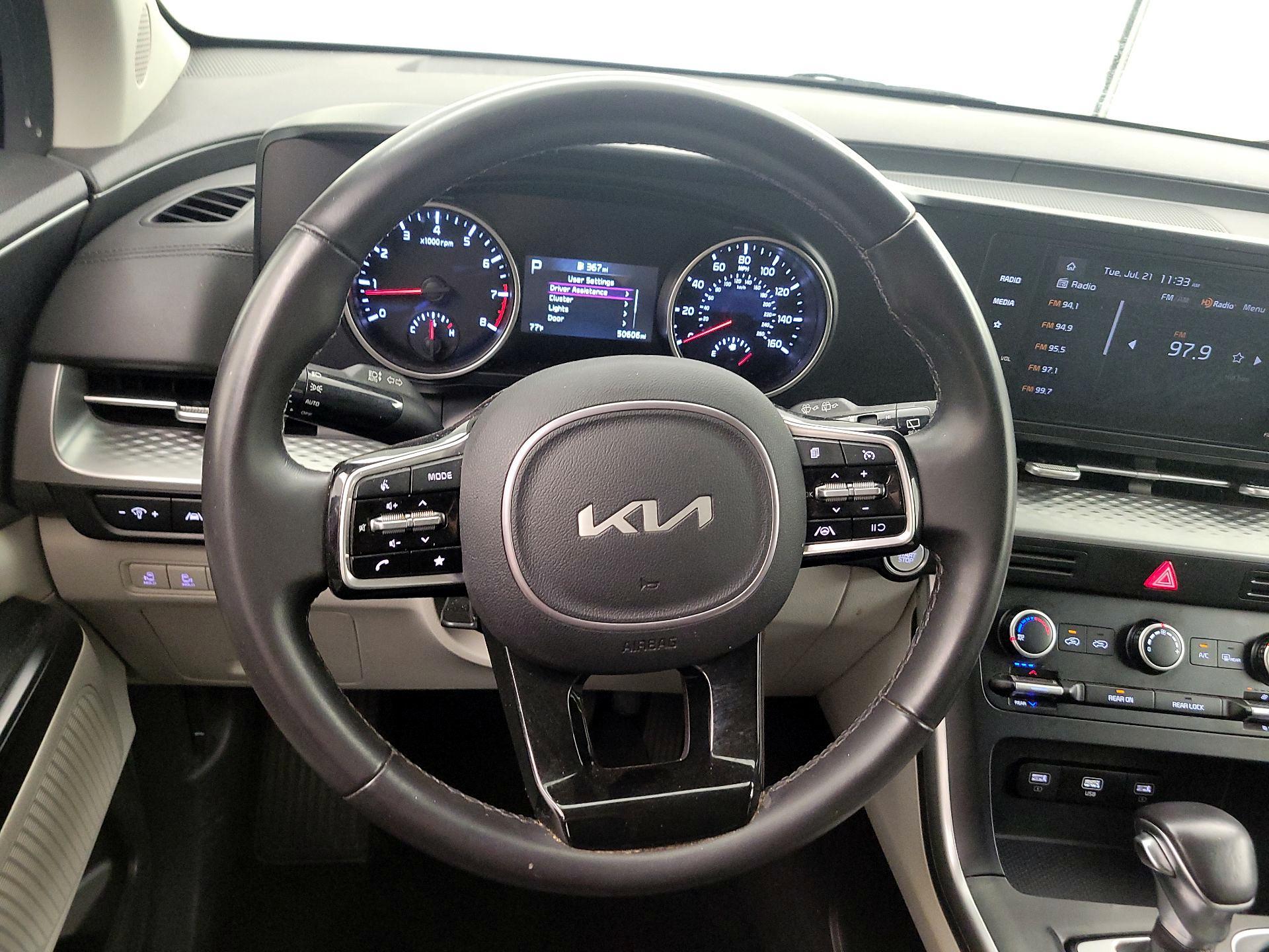 Thumbnail: 2024 Kia Carnival - 10