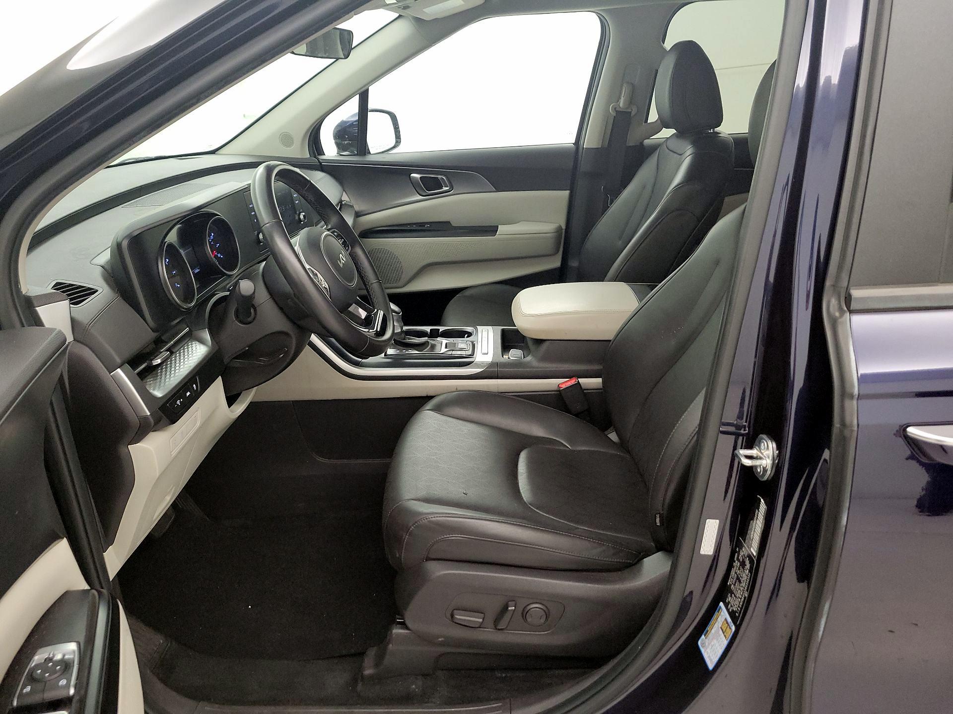 Thumbnail: 2024 Kia Carnival - 11