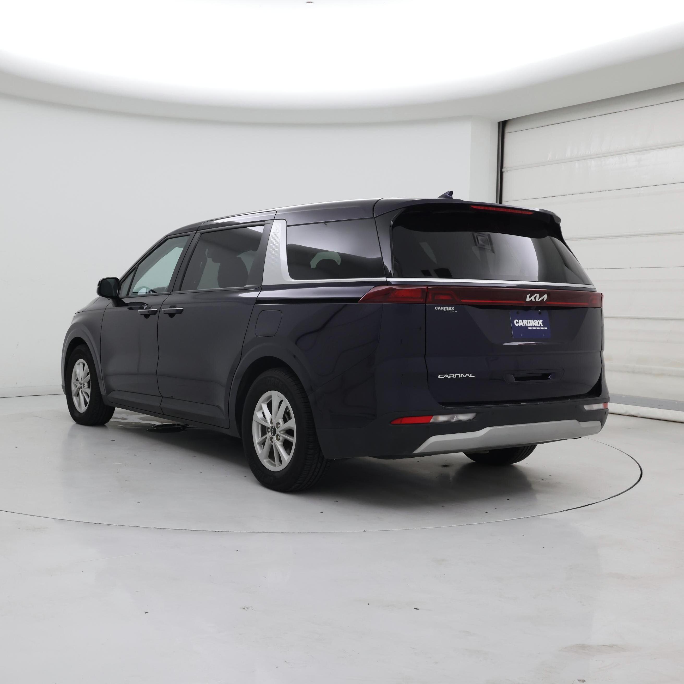Thumbnail: 2024 Kia Carnival - 2