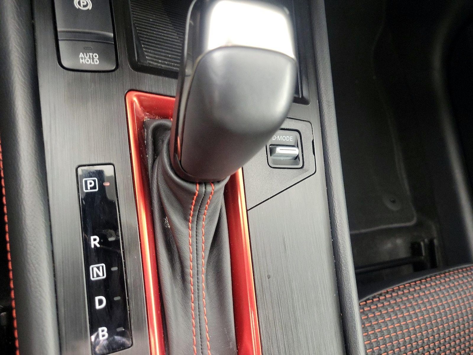 2025 Nissan Kicks SR - Photo 18
