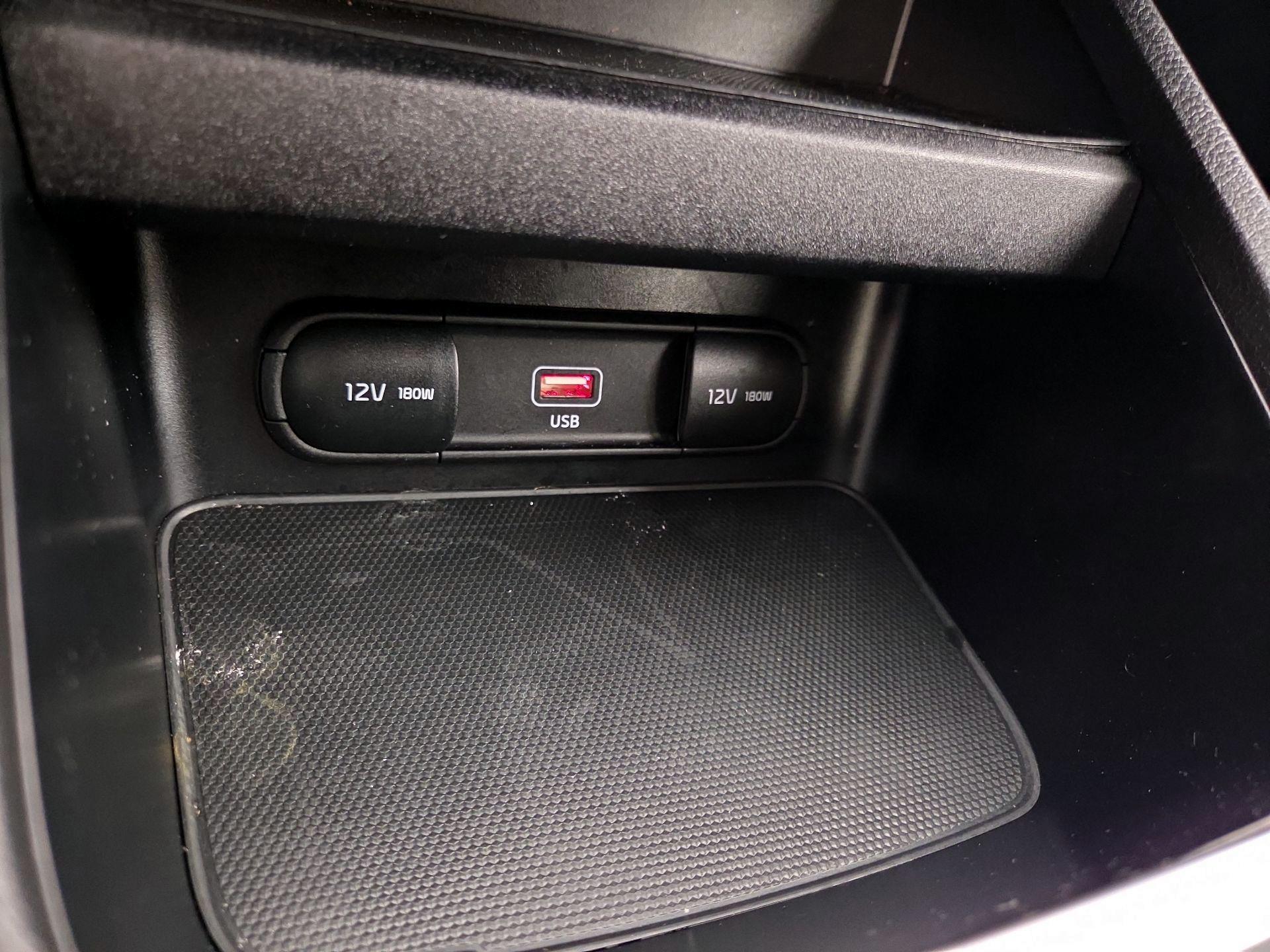Thumbnail: 2023 Kia Forte - 18
