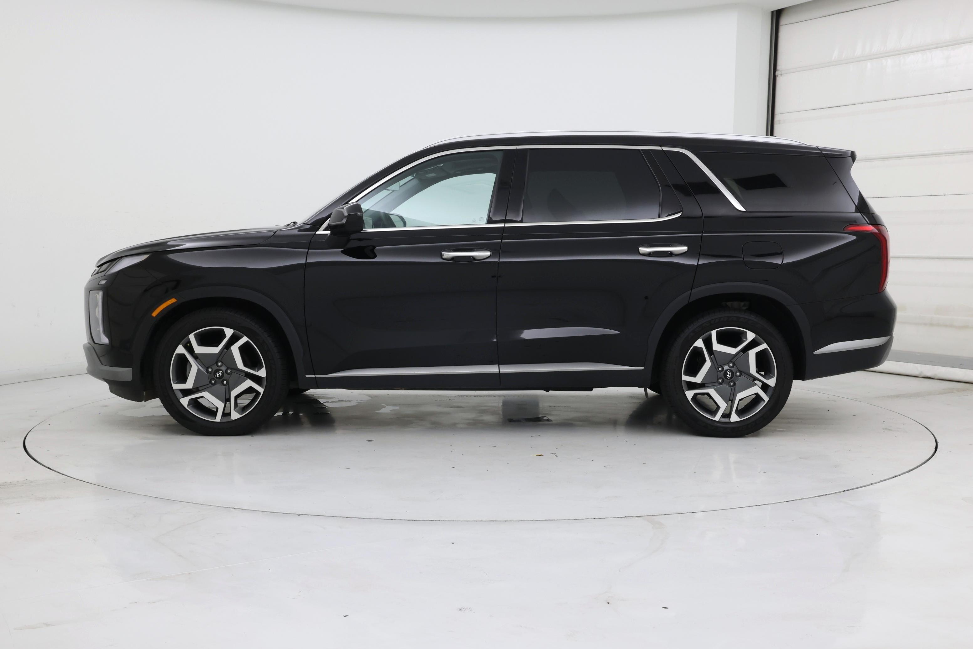 Thumbnail: 2025 Hyundai Palisade - 3
